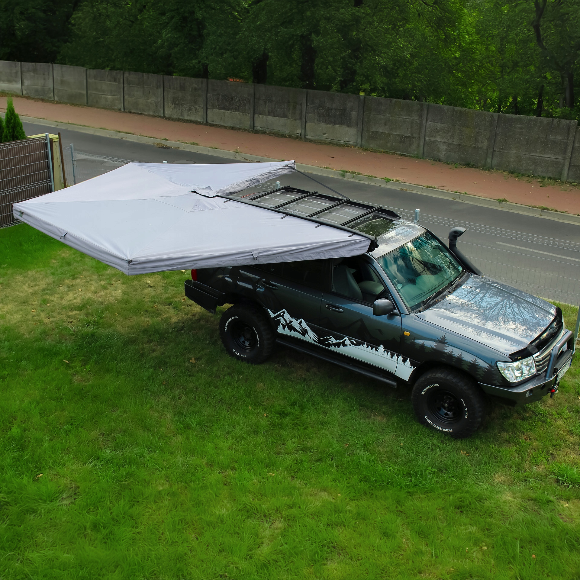 Zadaszenie Batwing II Premium 270° 2,5 m SZARY strona PASAŻER samonośny Numer katalogowy części HP2,5PS