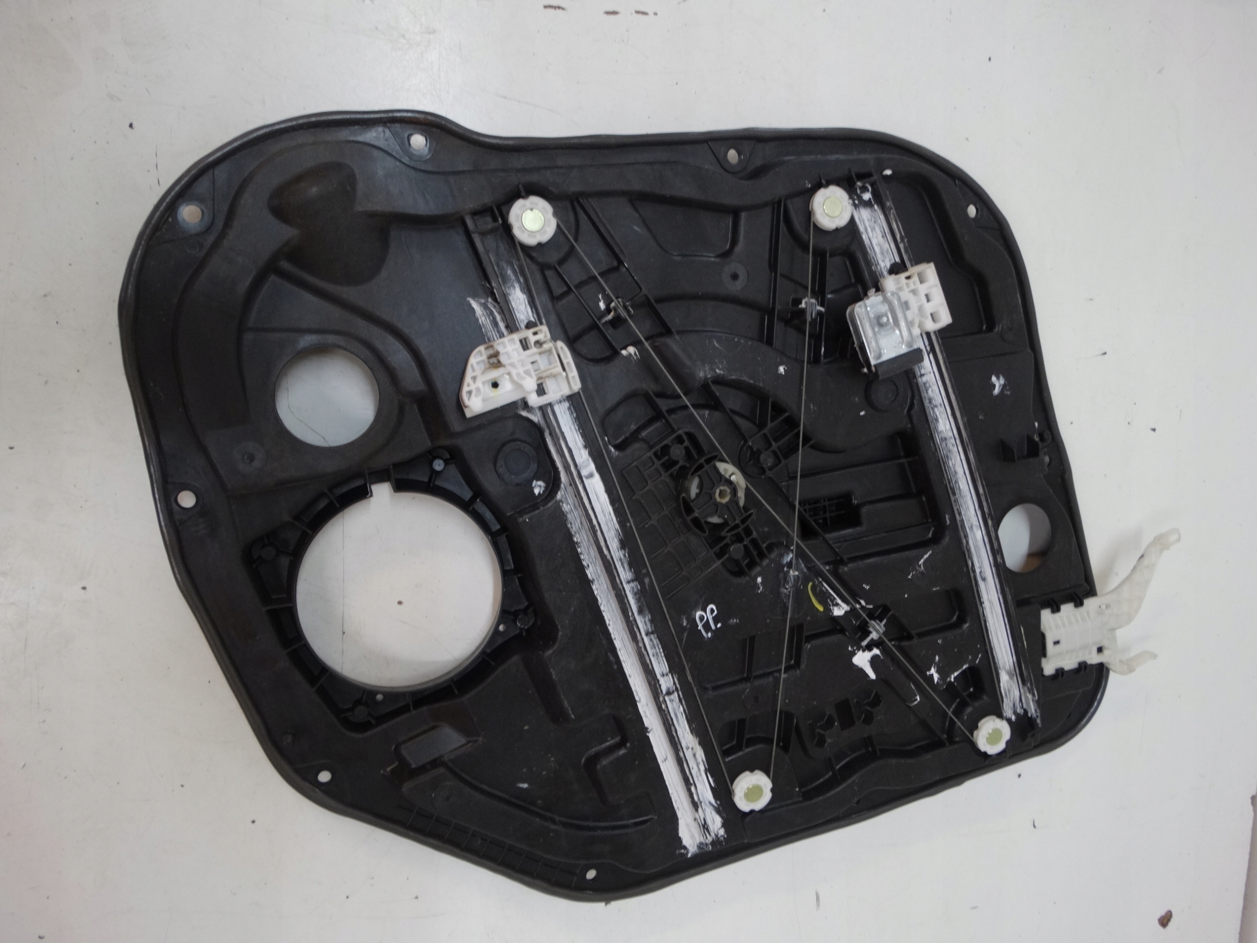 window regulator right front KIA CARENS IV 82480-A4000