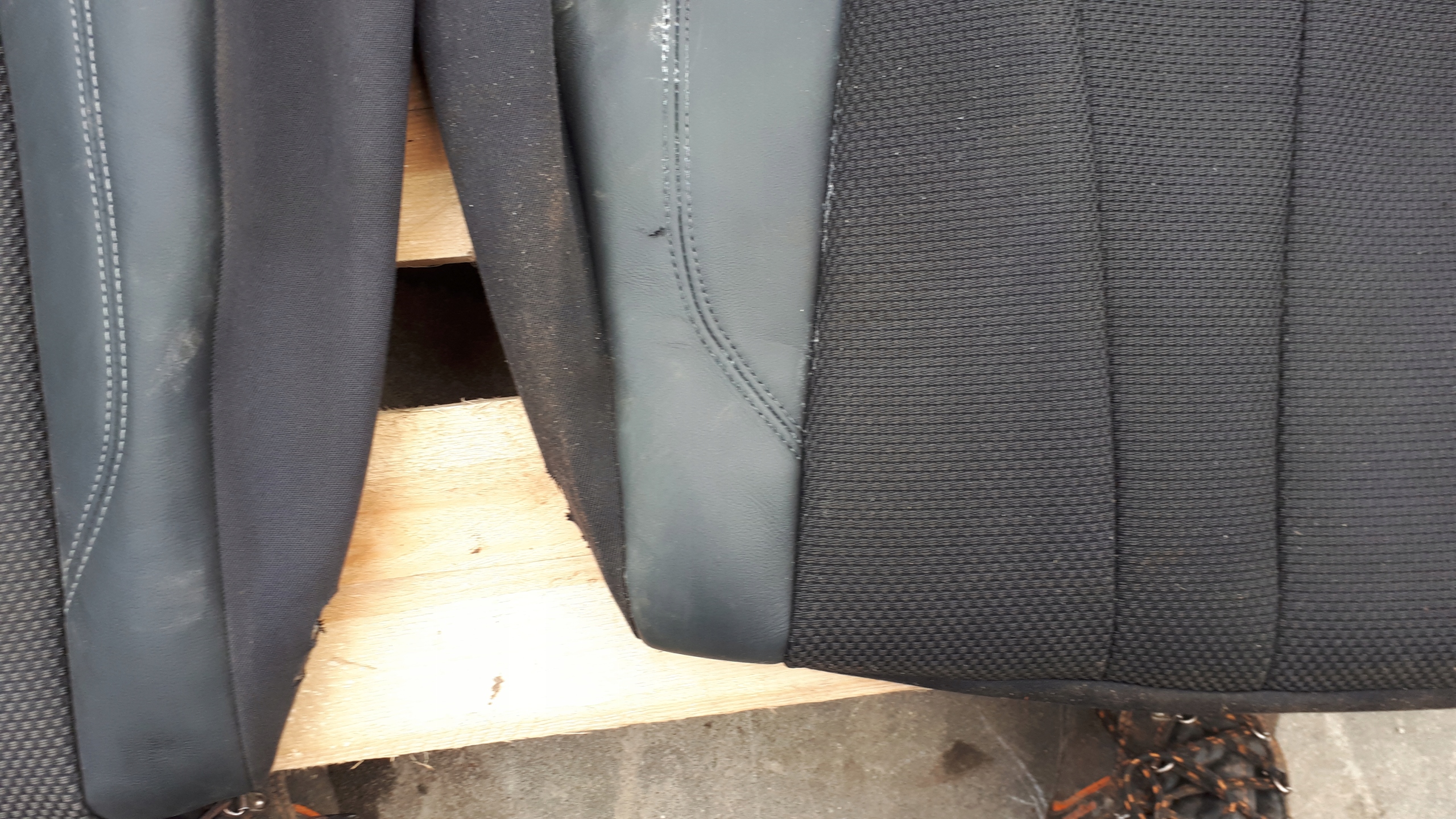 A4 B9 8W seat rear part MATERIAL leather POL SLINE