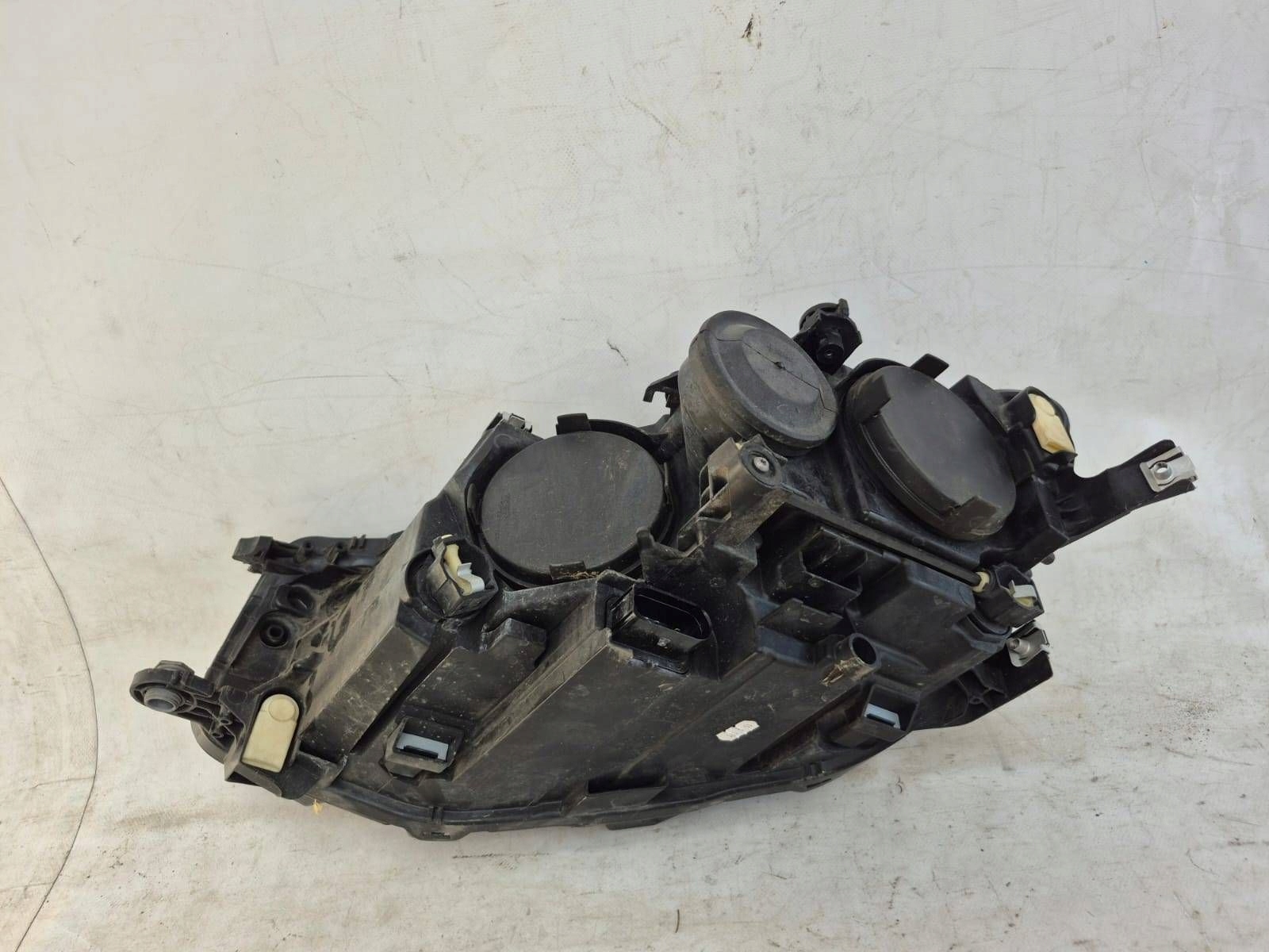 VW T-CROSS 16- light right front front ZWYKLA 2GM941006A