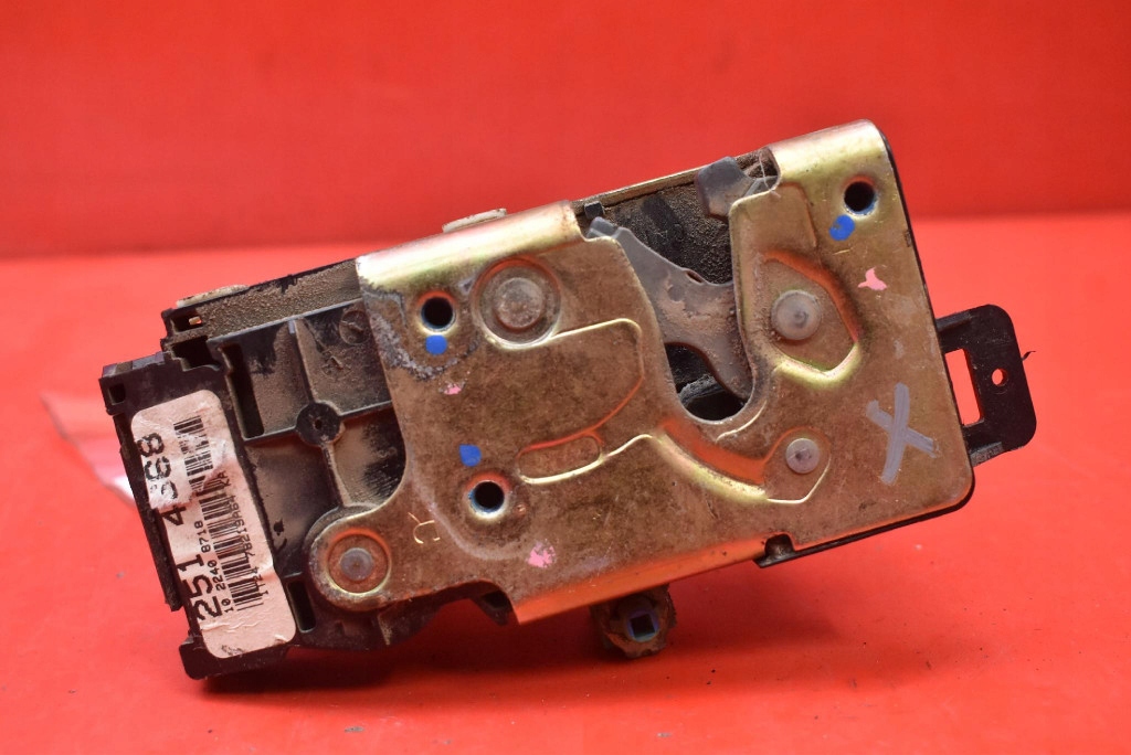 lock right front front EU YW4A-5421812-BF MAZDA TRIBUTE 1 and 00-04