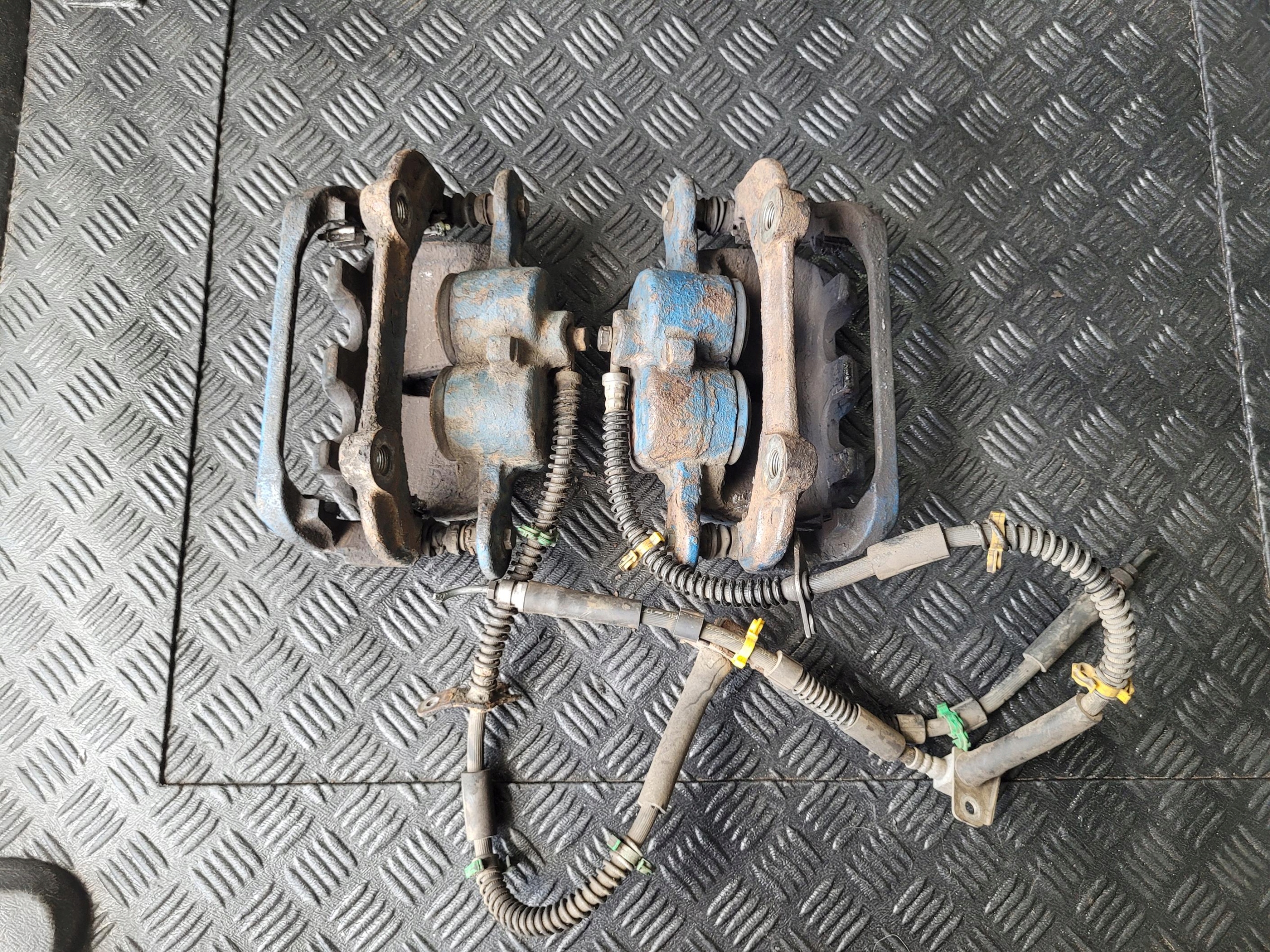 caliper front front right left RANGE ROVER III SPORT L320 LIFT 3.0 D