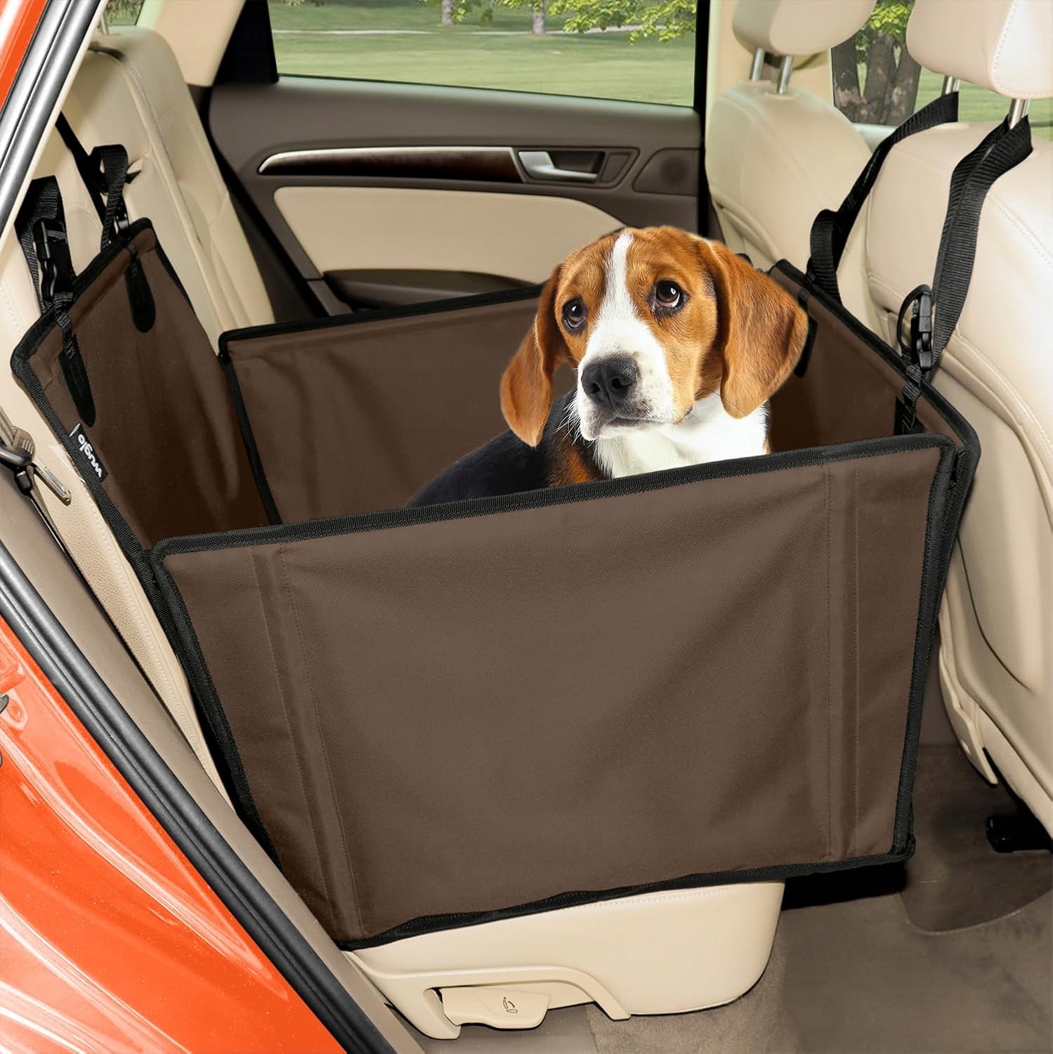 Levně stabilní autosedačka pro psa Wuglo ve velikosti M, hnědá