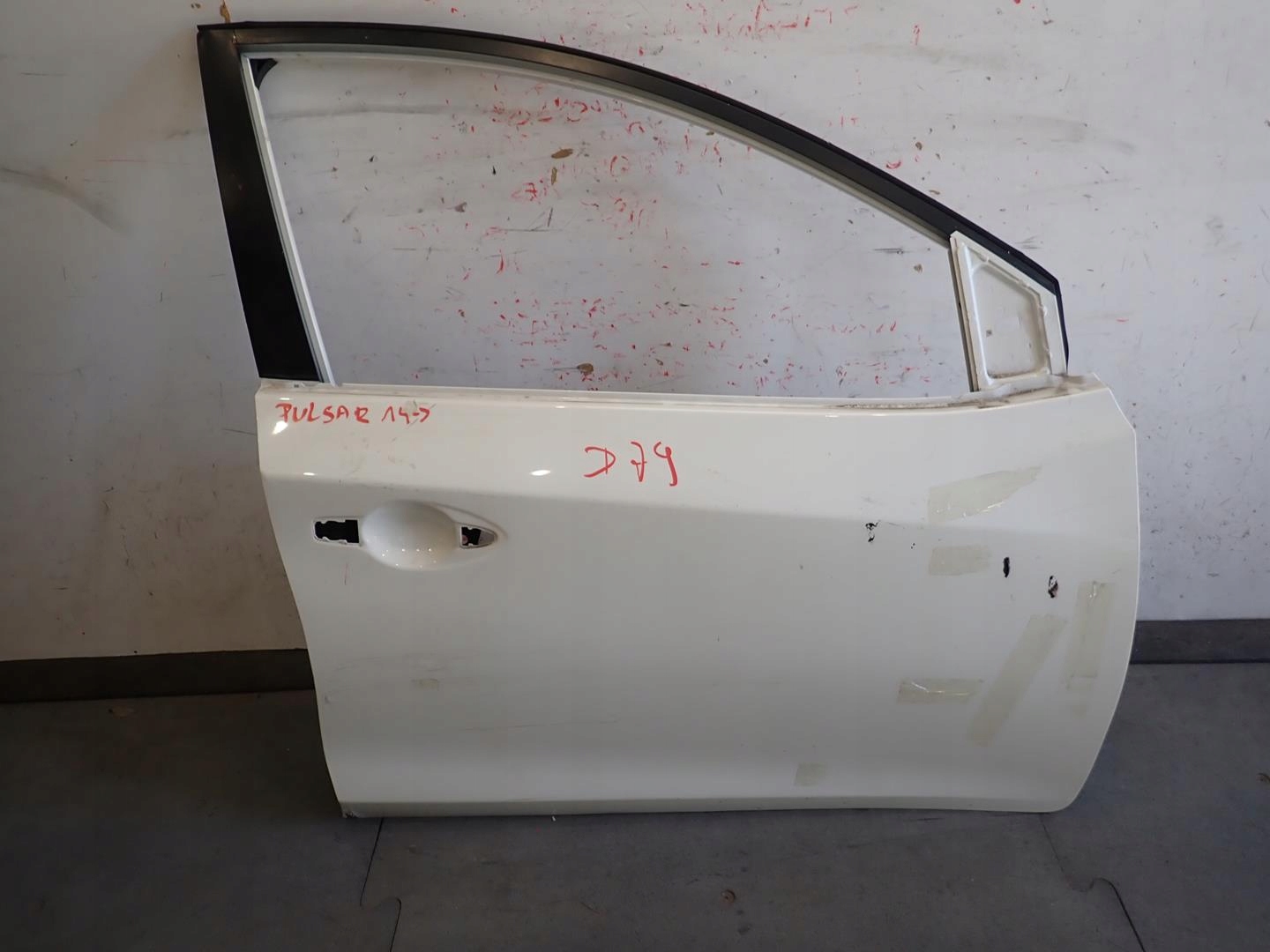 door front front right NISSAN PULSAR 2014
