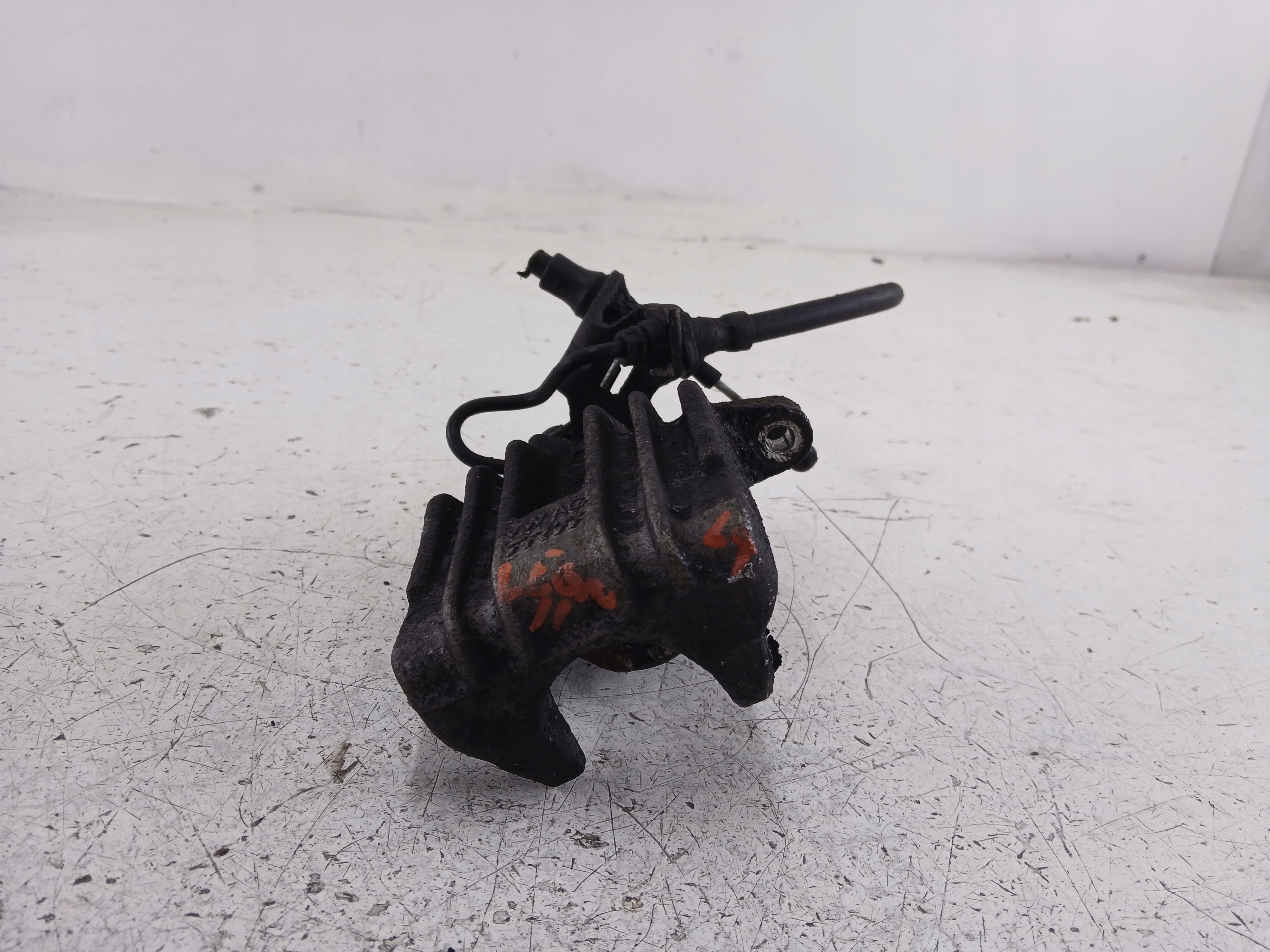 SEAT LEON II caliper brake left rear part