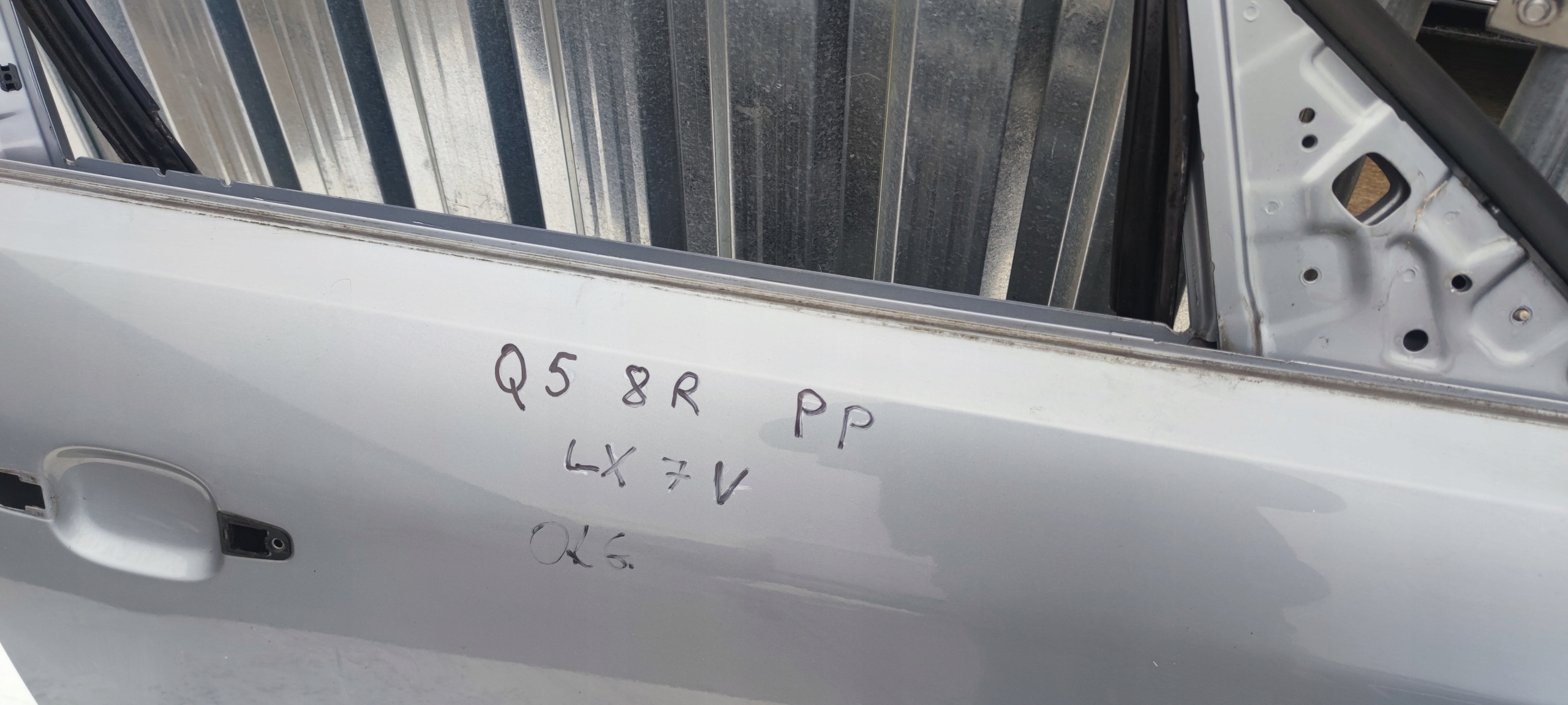 door right front AUDI Q5 8R LX7V original 2008-2016