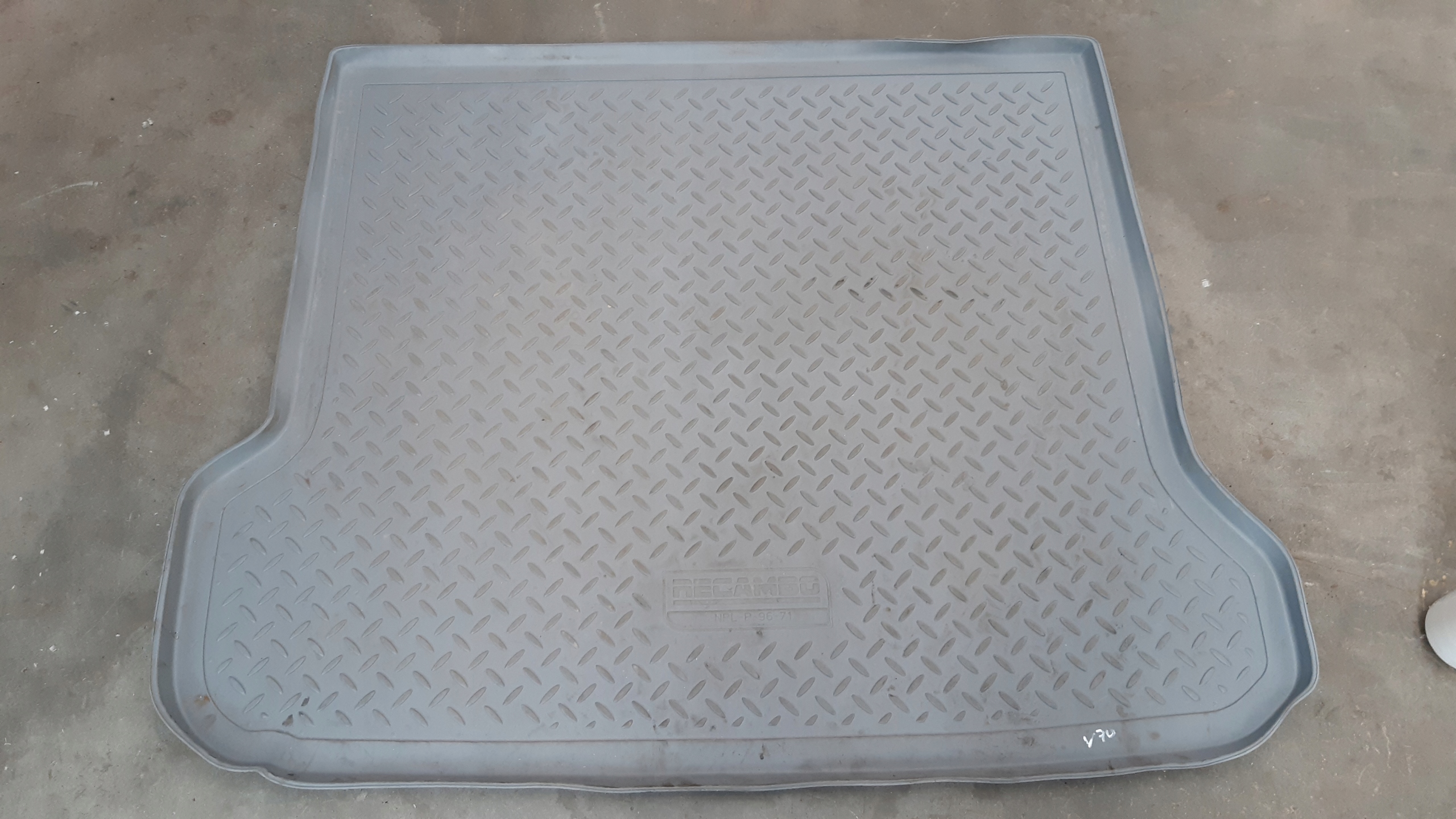 tyres boot Recambo Volvo V70