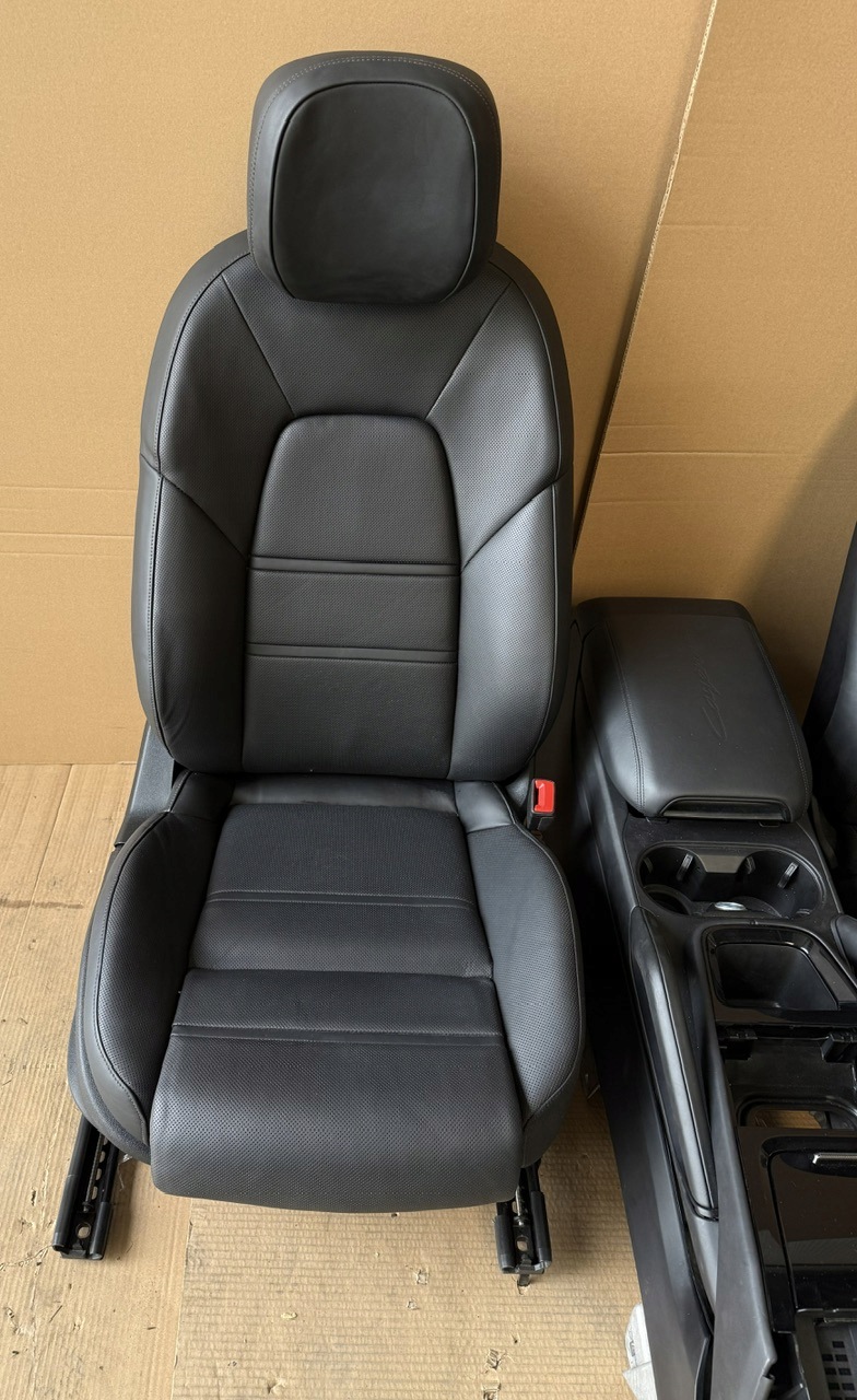 IDEALNE Sitze + MODULY PORSCHE CAYENNE 9Y LIFT COUPE 1