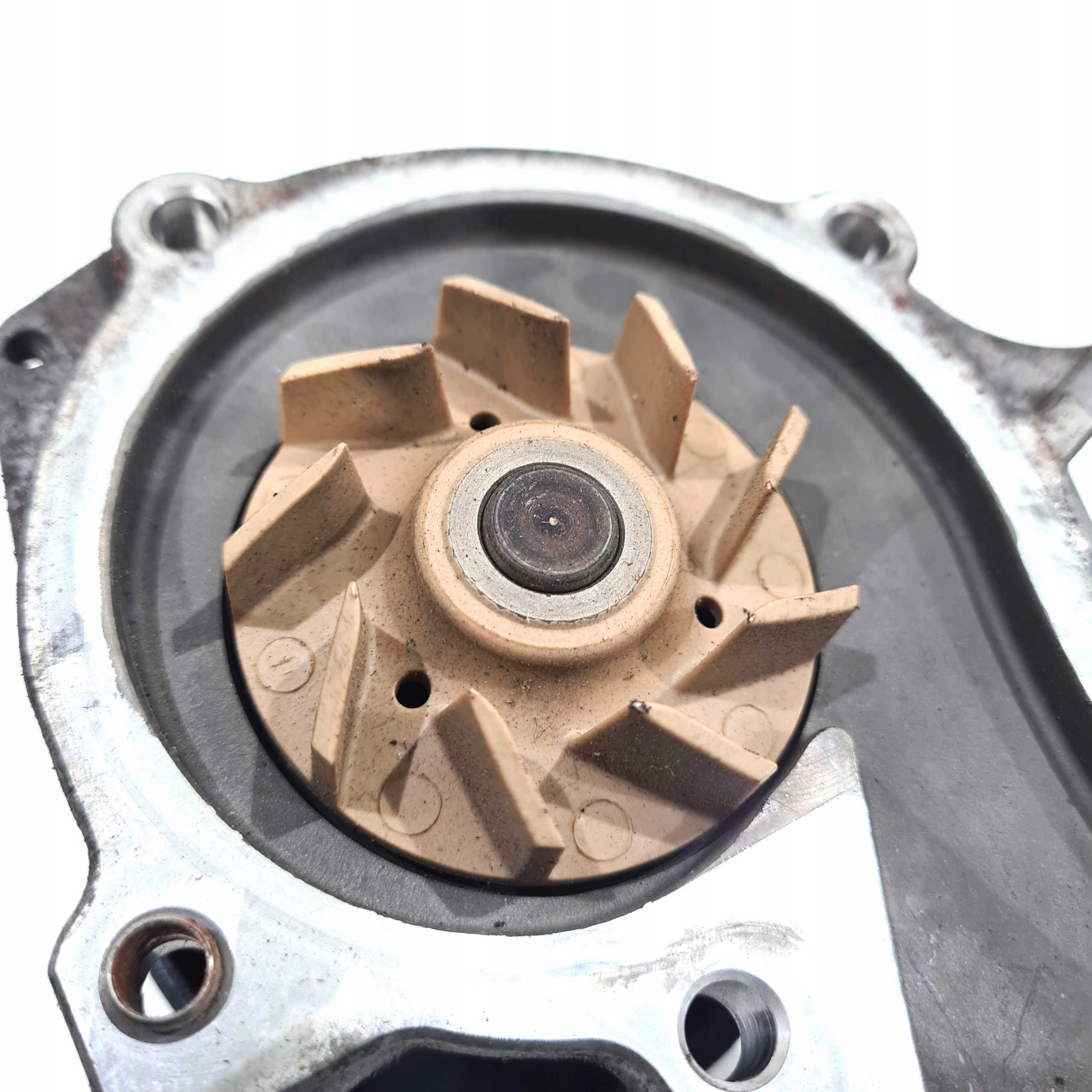 vodena pumpa + kotač FOCUS MK3 1.5 ECOBOOST DS7G-8501-AA