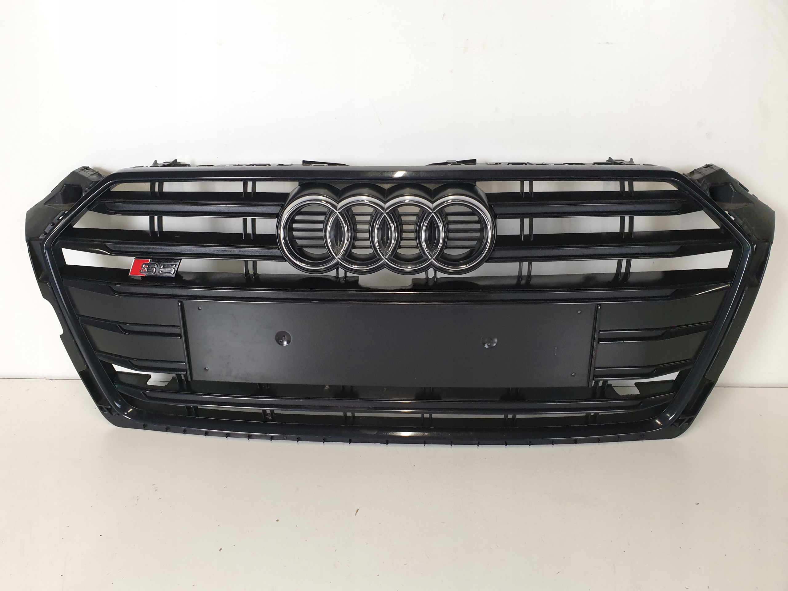 AUDI S5 8W GRILL ATRAPA BLACK