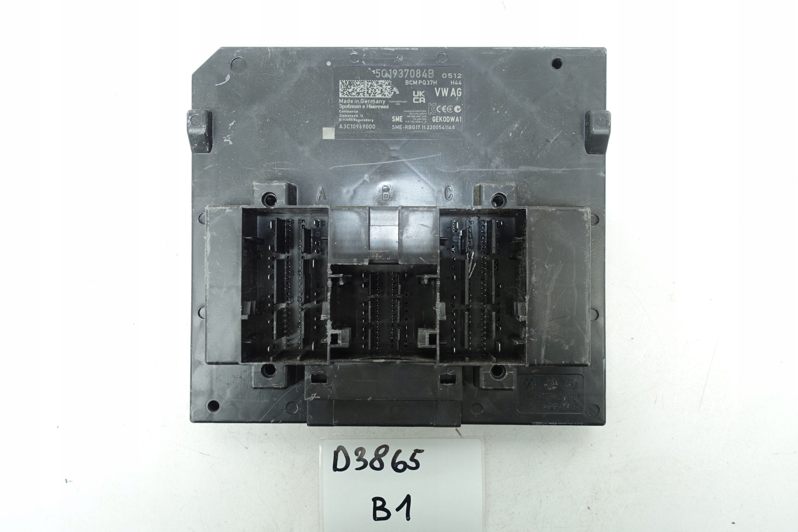 module control unit BCM KOMFORTU VW SKODA 5Q1937084B