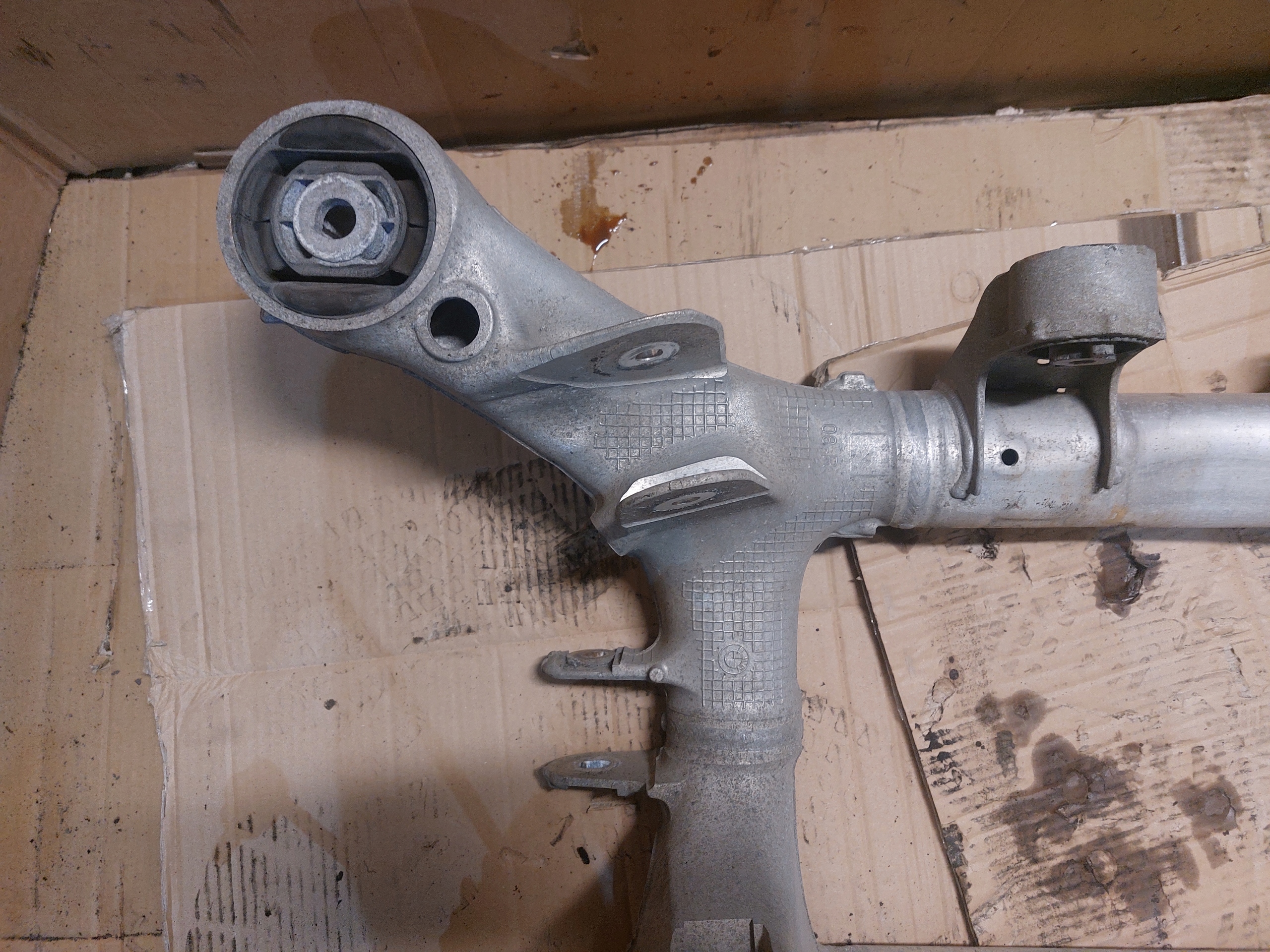 subframe axle beam rear. BMW F11 2.0D
