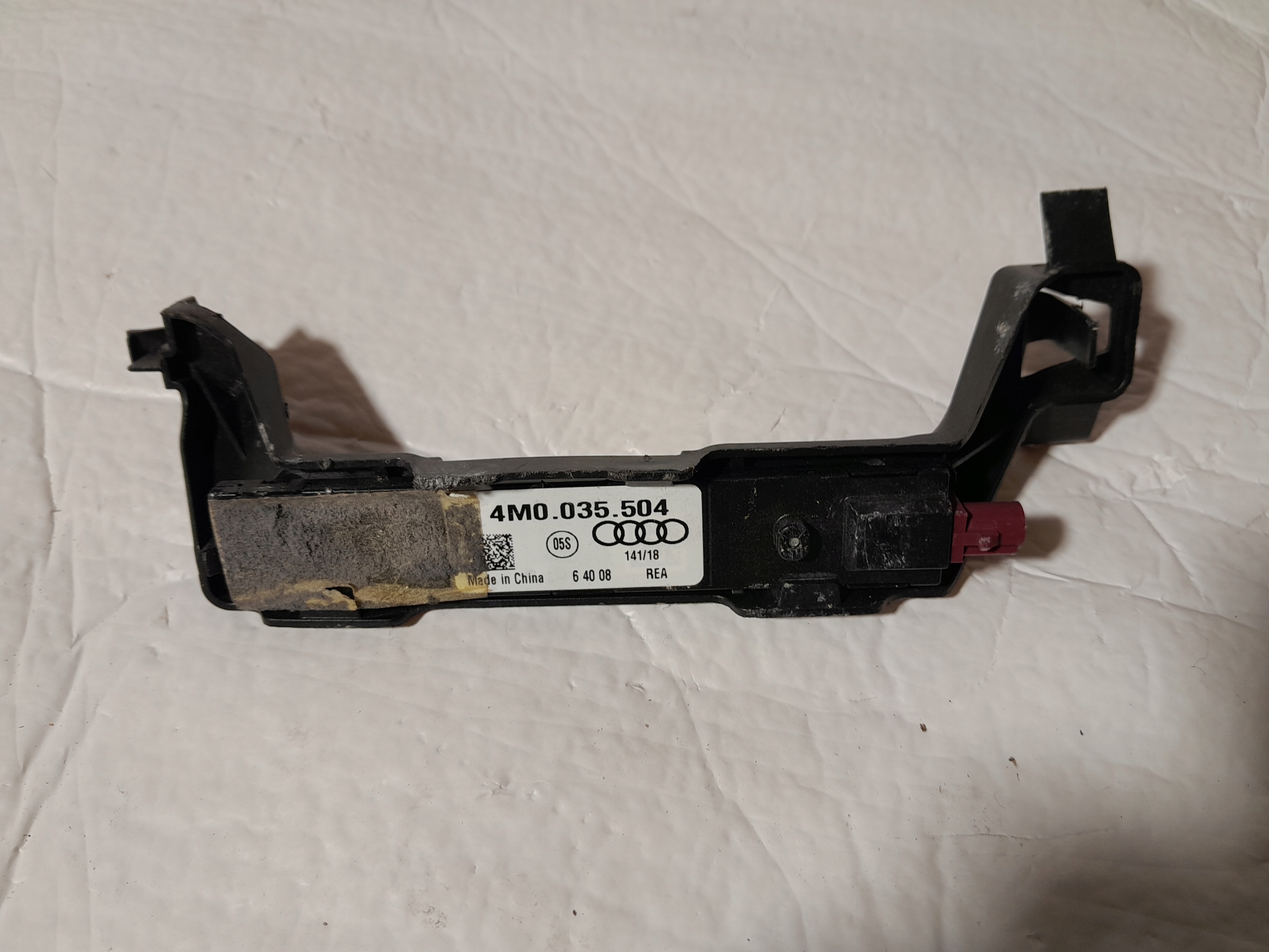 AUDI A4 B9 amplifier module aerial 4M0035504
