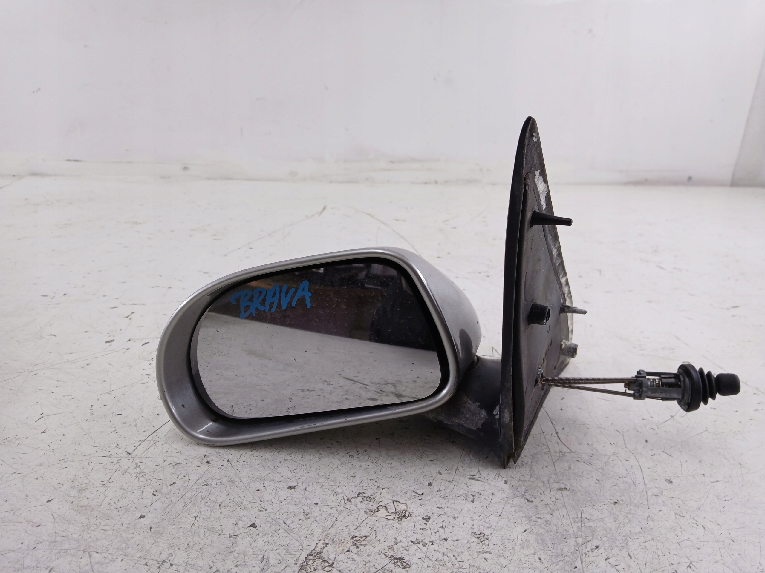 FIAT BRAVA mirror left manually silver