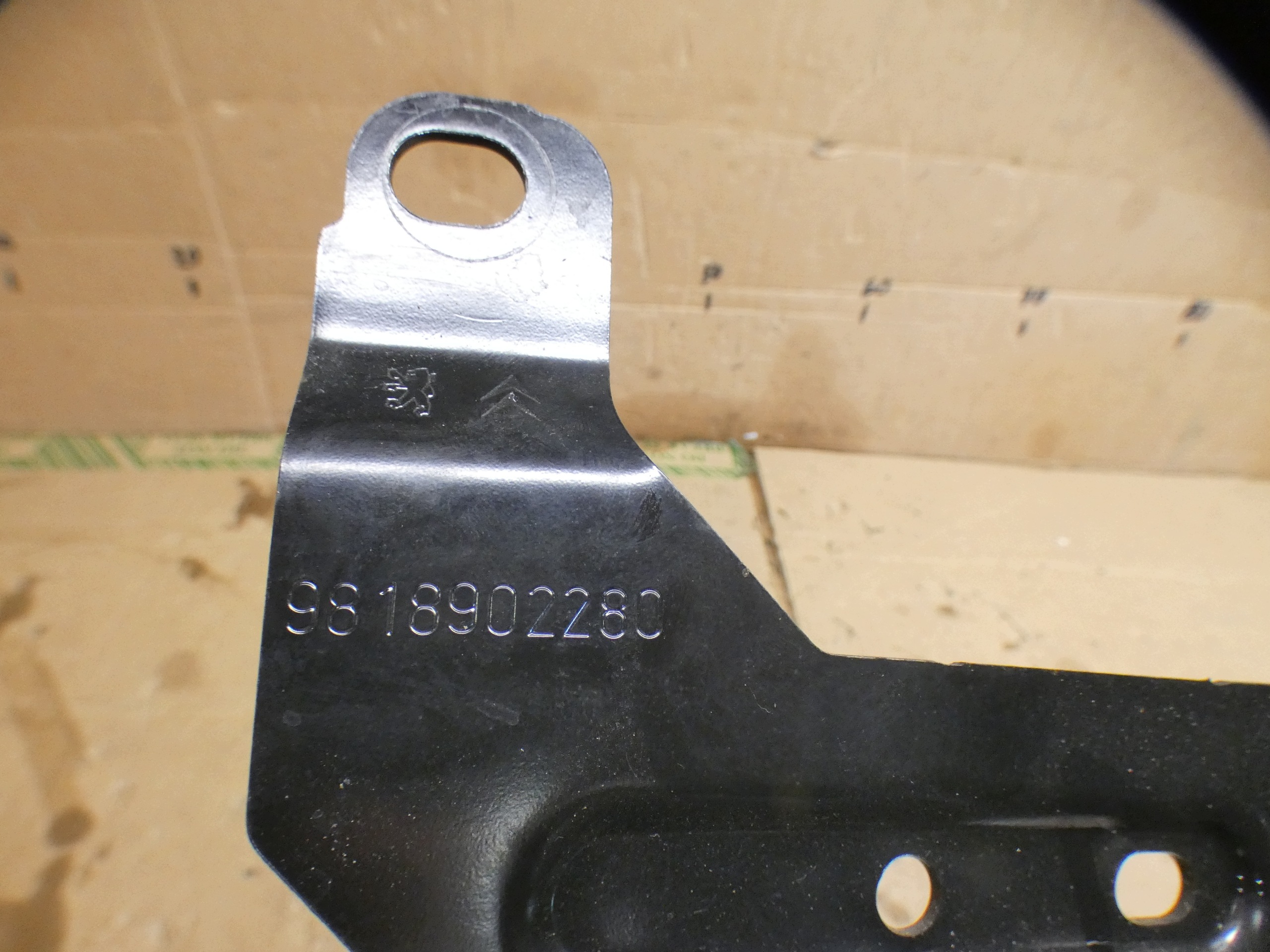 CITROEN DS4 II pump ABS 9848467680