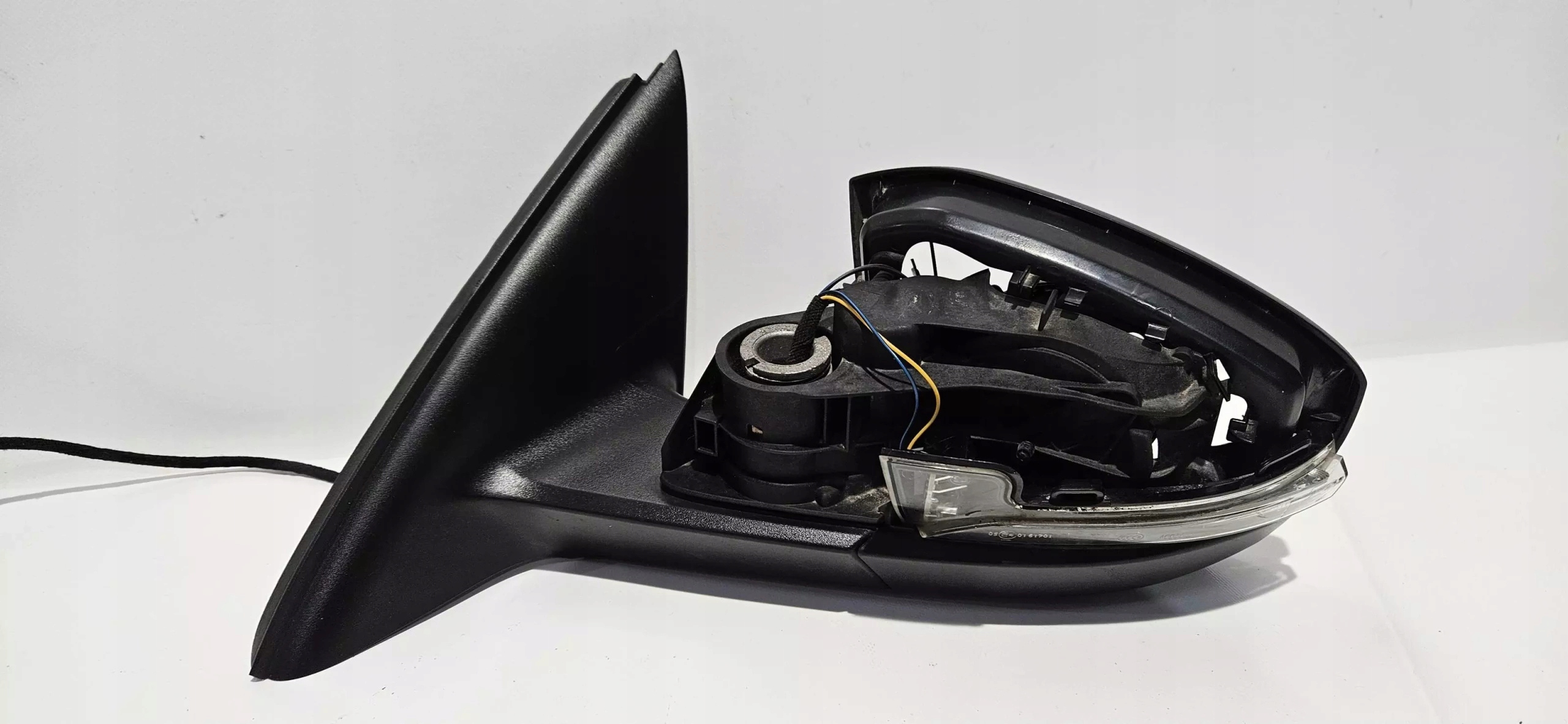 mirror left SKODA OCTAVIA III 6 PIN 5E0857933