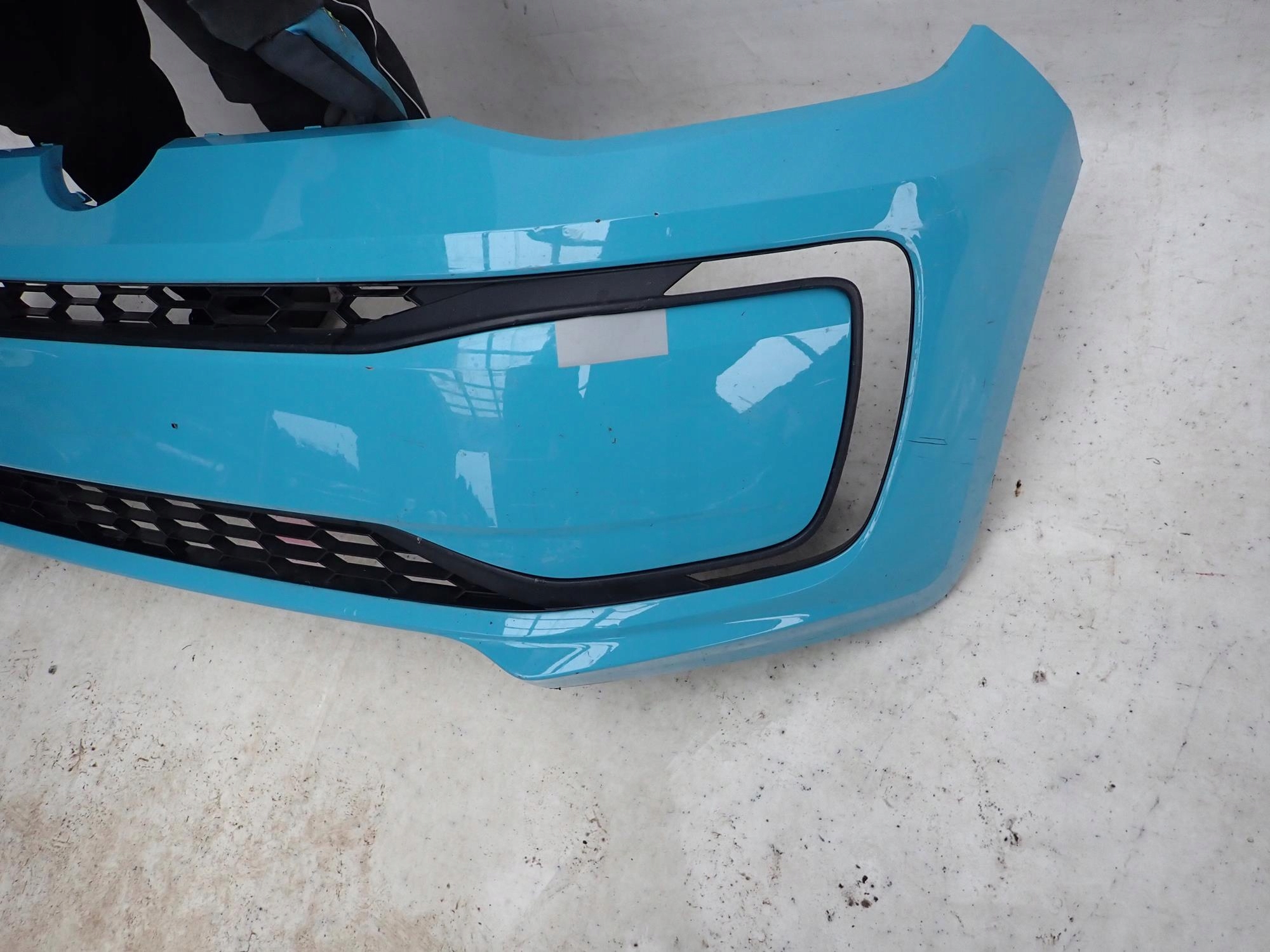 VW E-UP LIFT 19-23 bumper front front