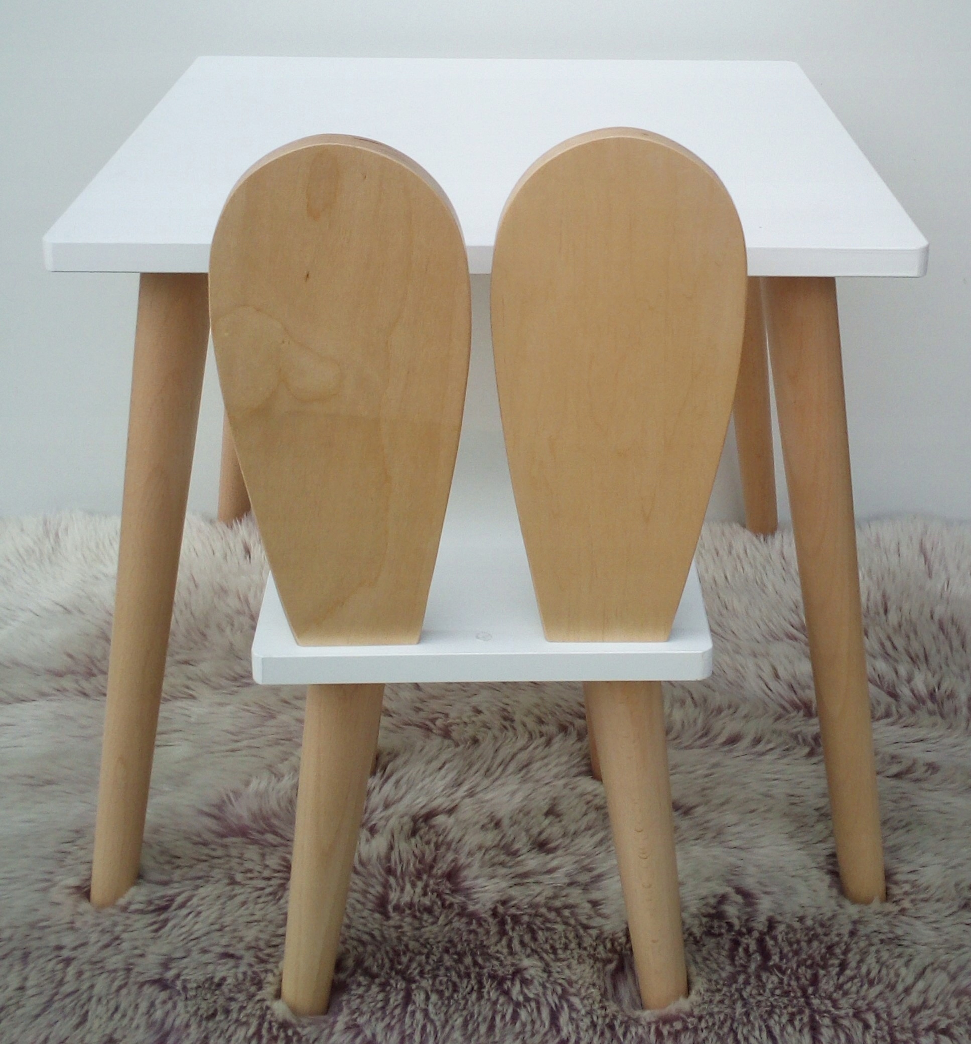 Stolik z krzesełkiem dla dzieci, uszy zająca Kolekcja brak