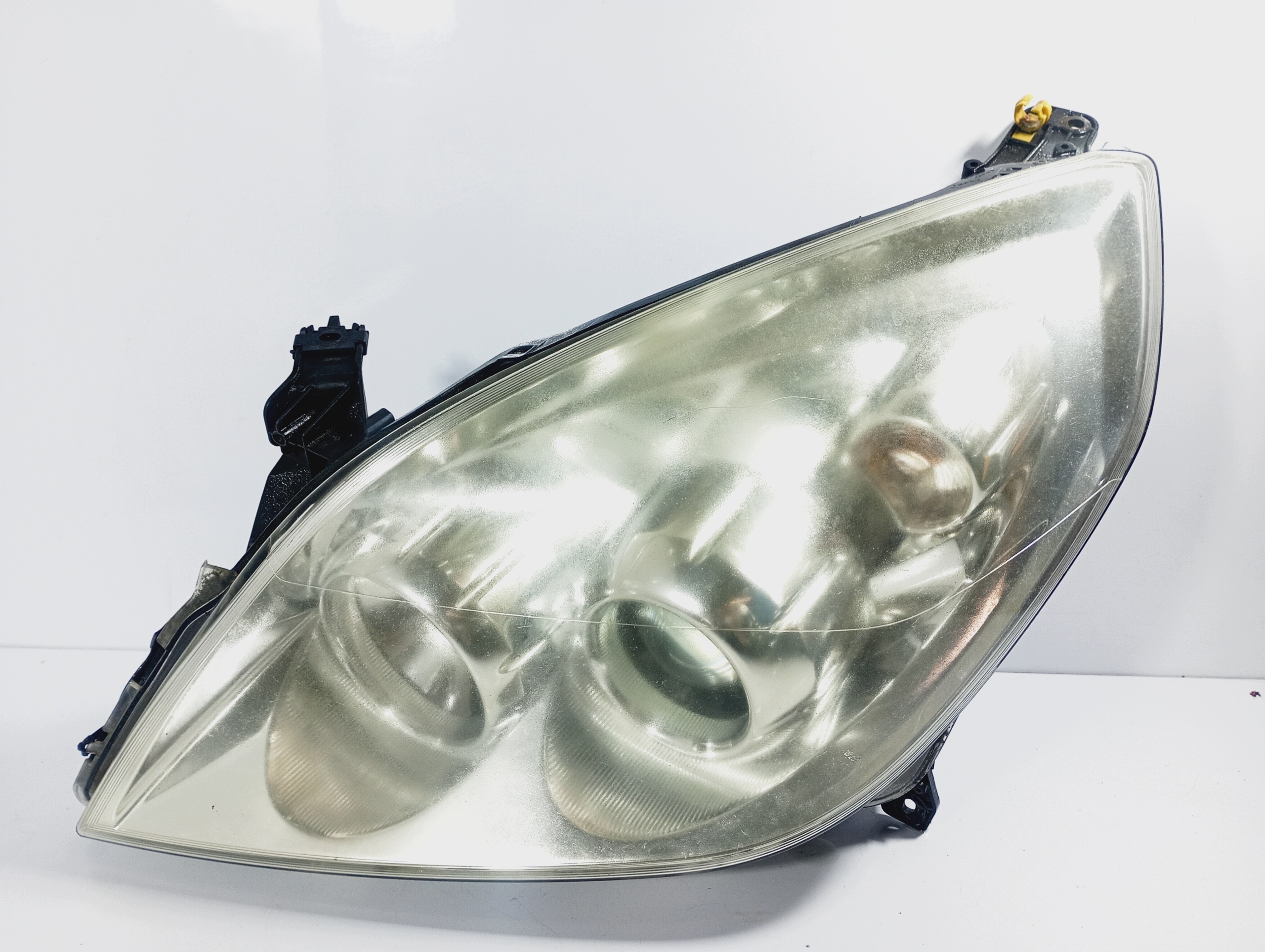 light left front reflektor left front OE 13251939 Opel Vectra C 04-09
