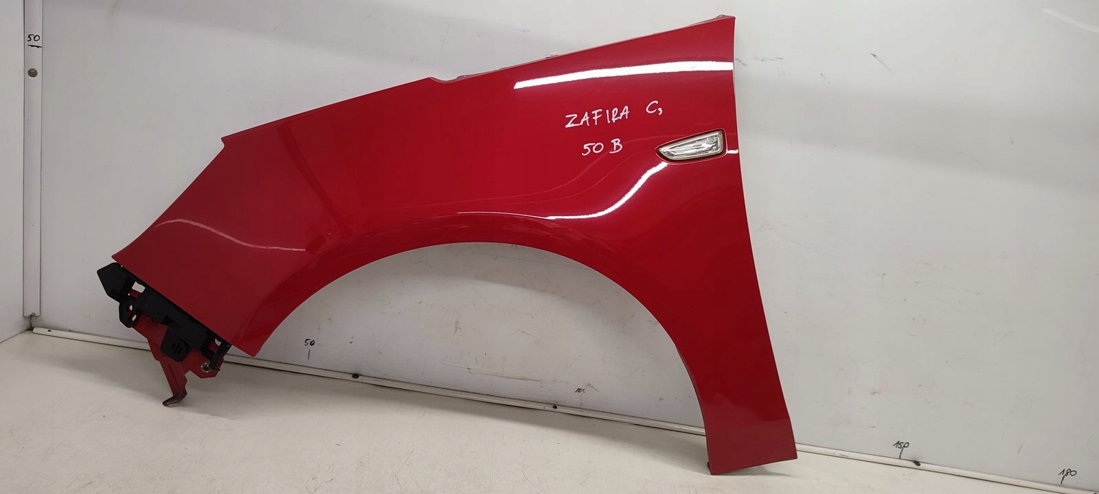 fender left front front Opel Zafira C 50B
