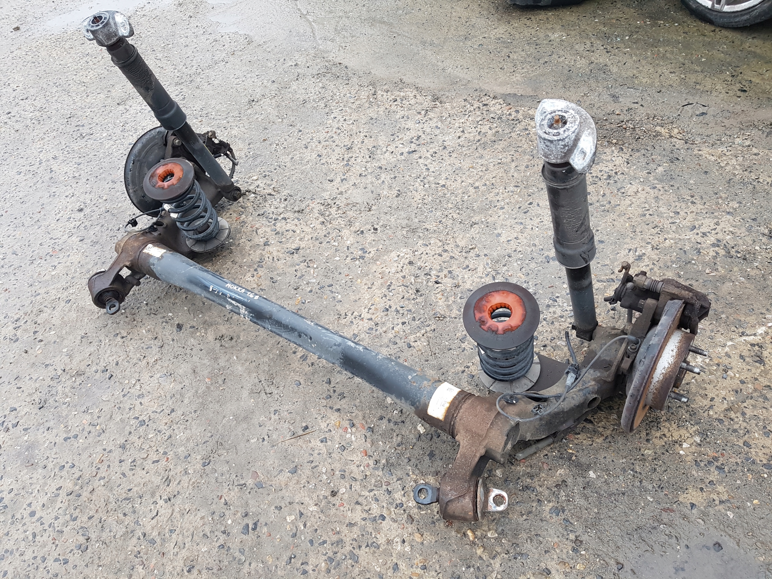 OPEL MOKKA I A 12-16r BELKA ZAWIESZENIA TYŁ Producent części Opel OE