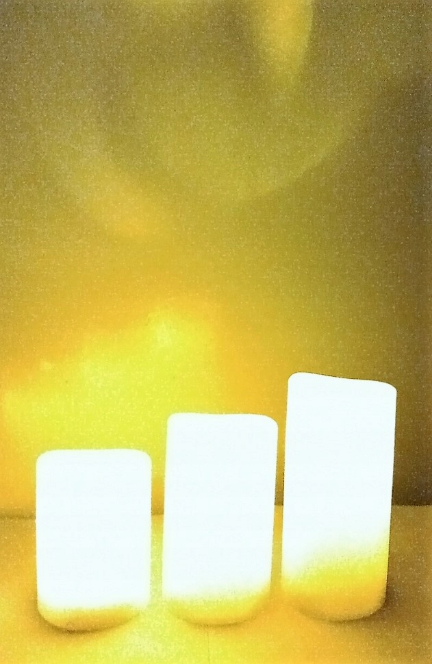 WOSKOWA ŚWIECA Z FALUJĄCYM PŁOMIENIEM x3 LED PILOT Rodzaj lampion