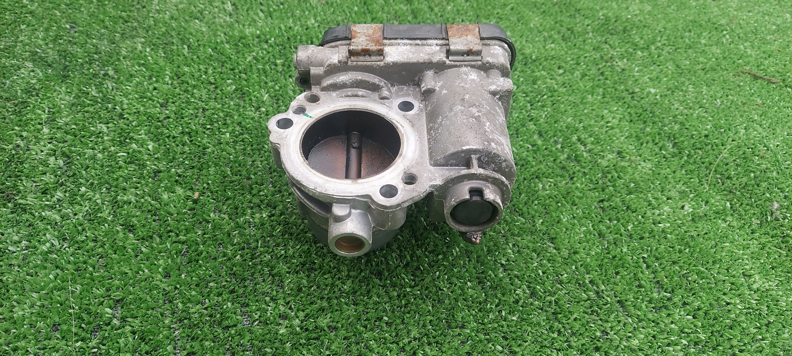 VALVOLA A FARFALLA VW SEAT SKODA AUDI 04C133052D