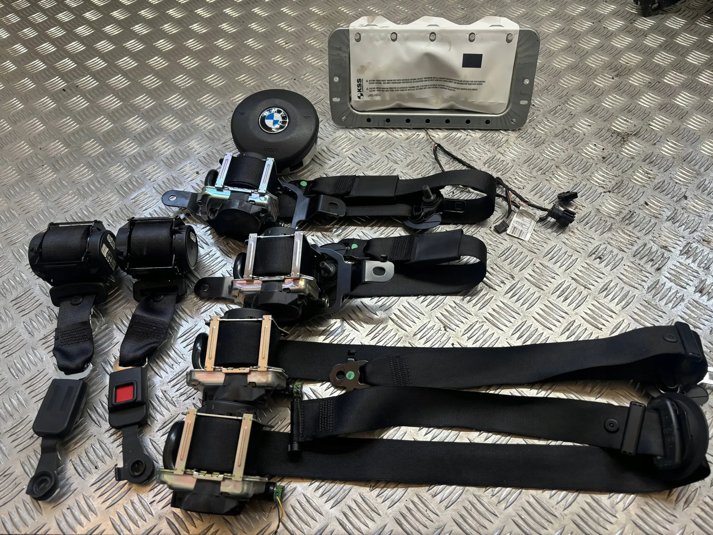 PODUSZKA KIEROWCY PASAŻERA PASY NAPINACZE 7OS KOMPLET BMW X5 F15