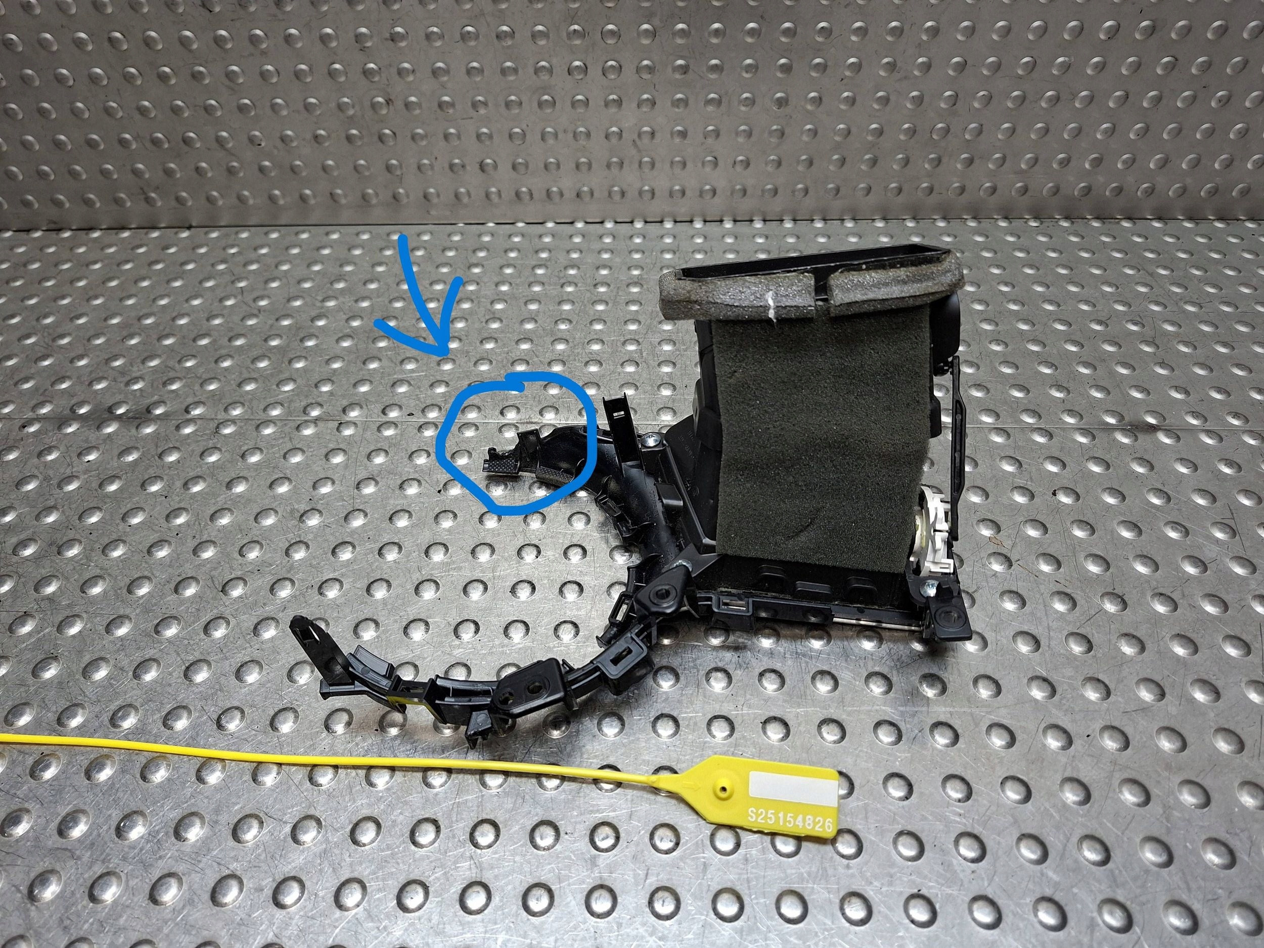 grid air conditioning devices left KIA CEED II 12- 97480-A2000