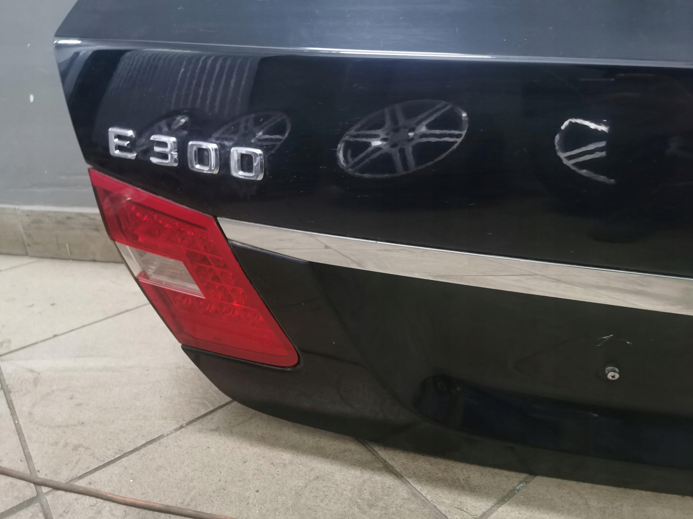 trunk door boot MERCEDES E-KLASA W212 197 sedan