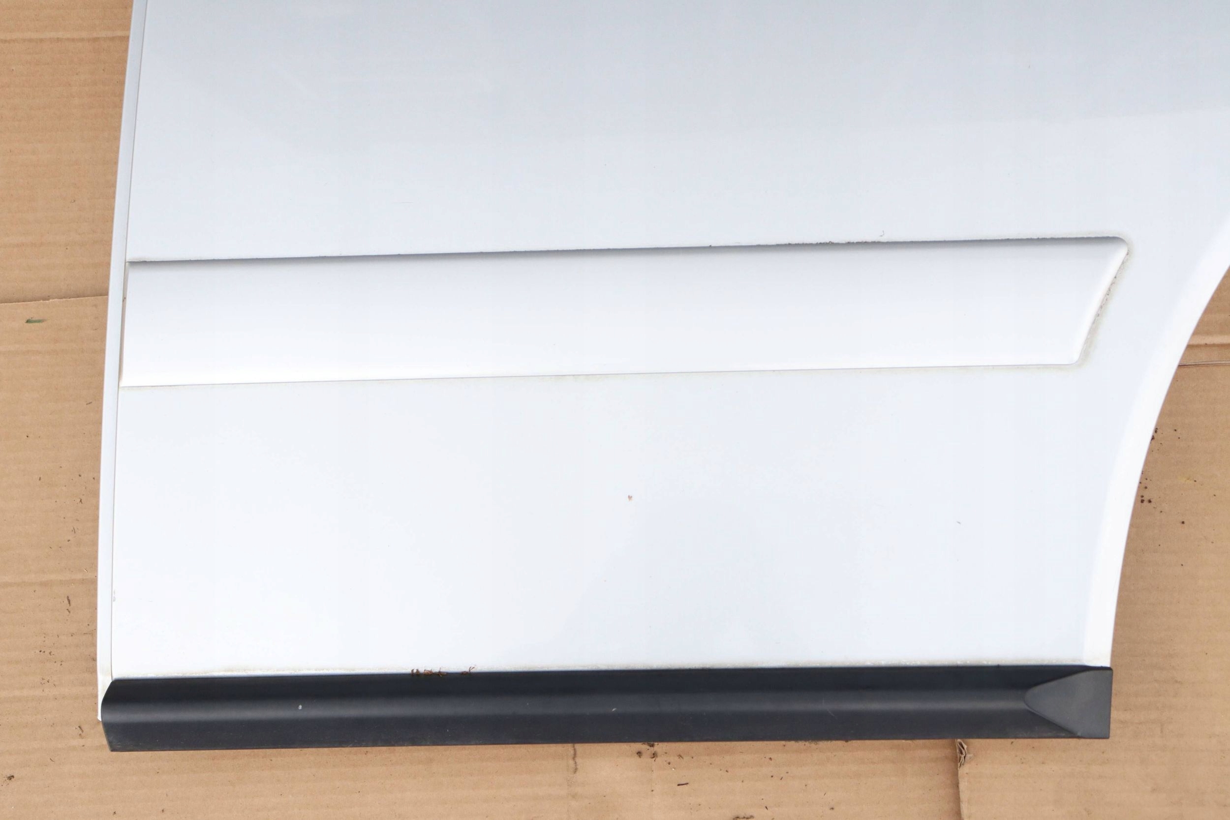 AUDI A2 door rear. left rear part LY7W silver