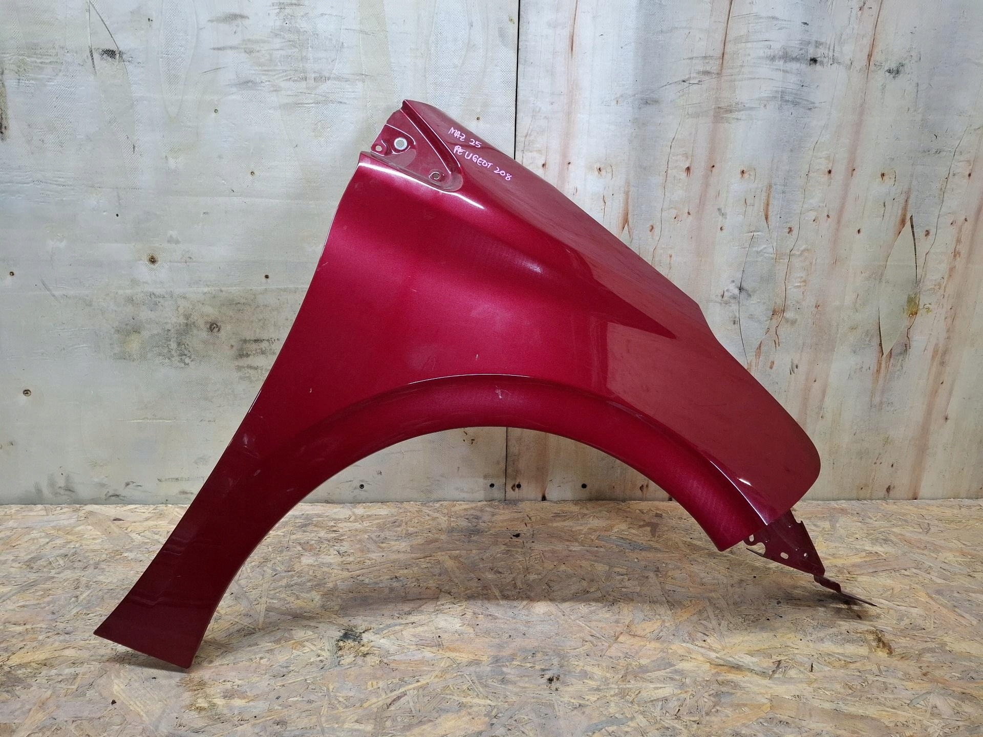 fender front right side Peugeot 208 2013