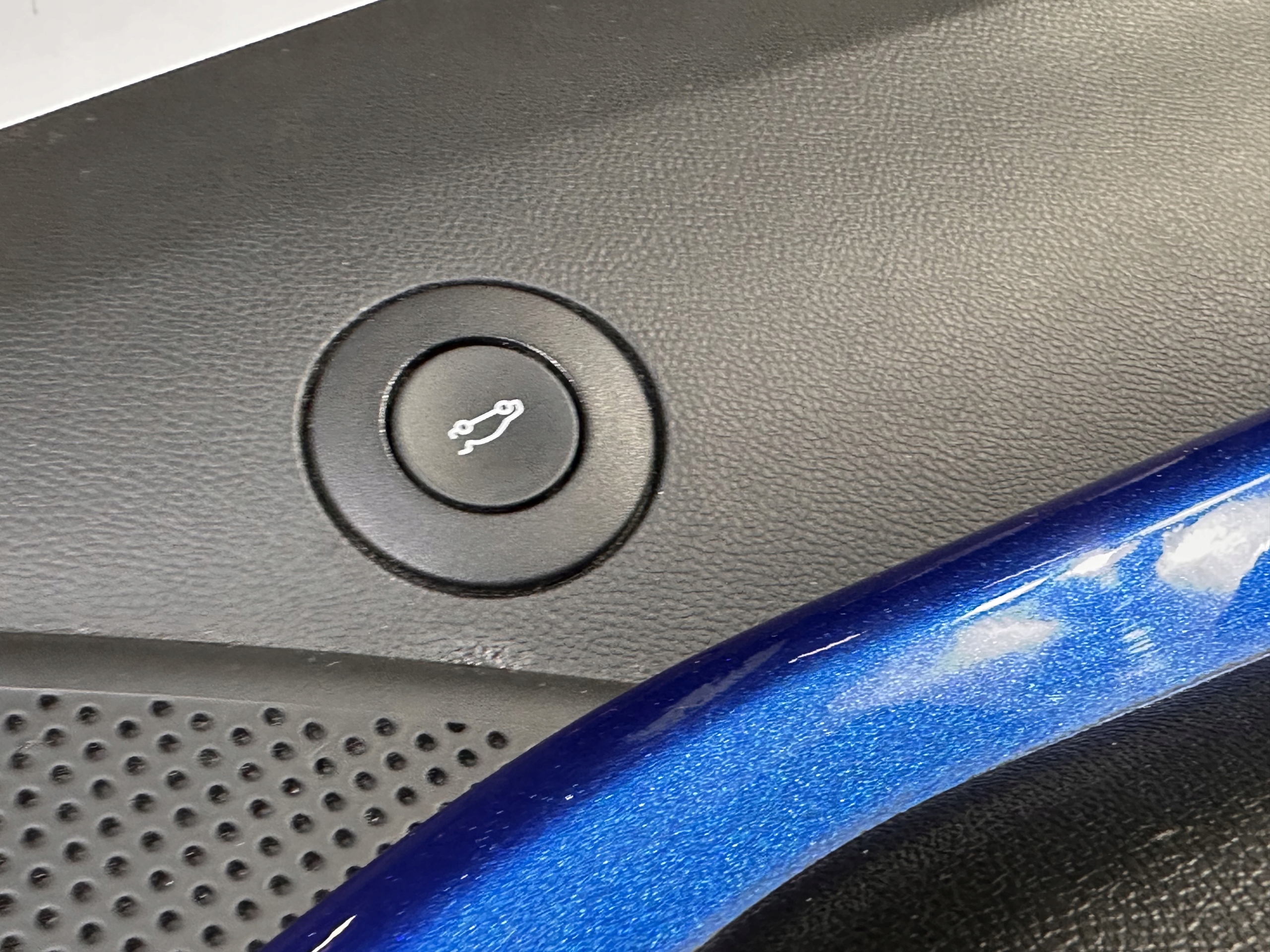 side upholstery side door left front front Chevrolet Camaro 2016+