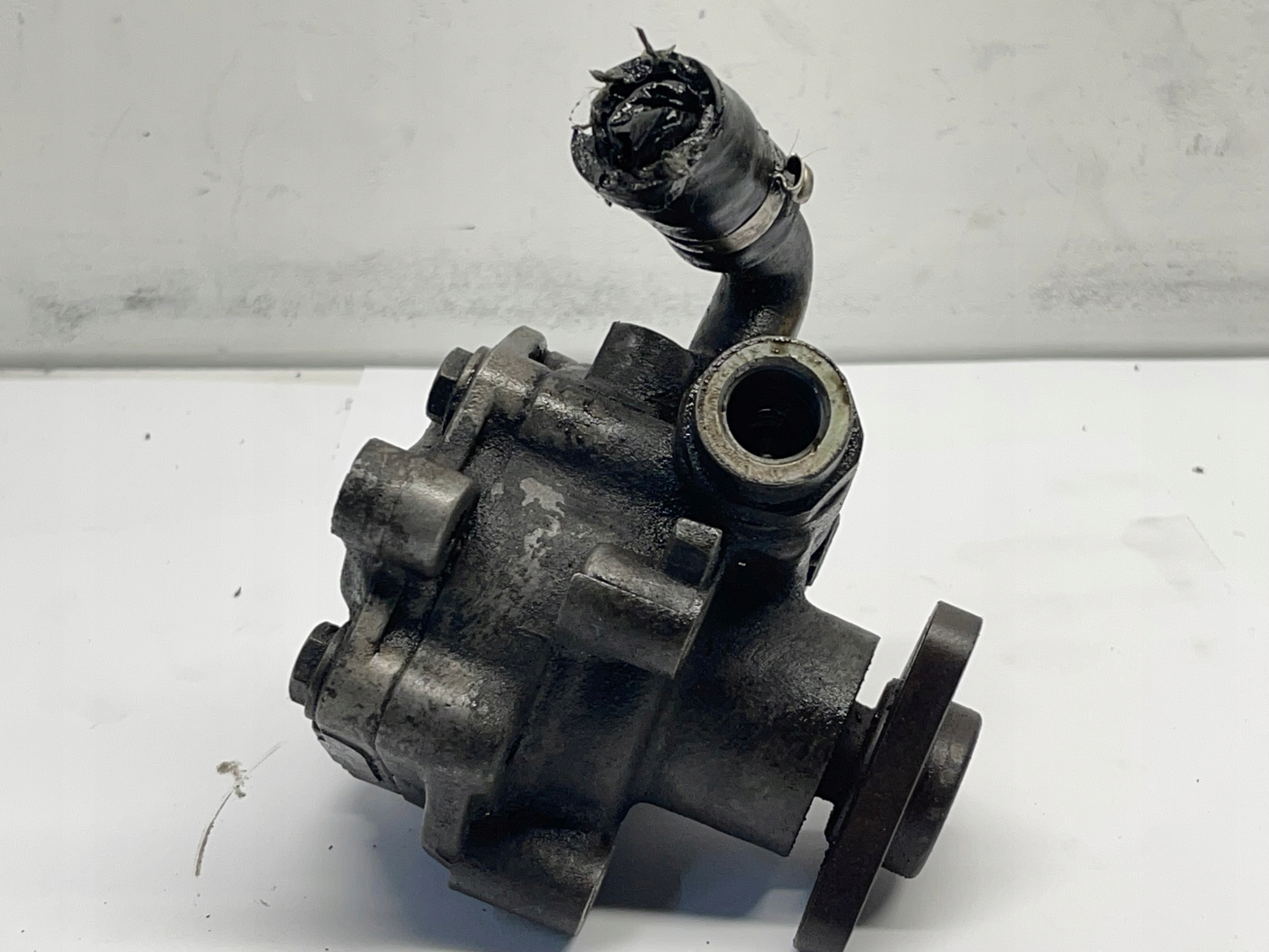 Audi OE 8D0145156 Pompe Hydraulique, uklad Direction