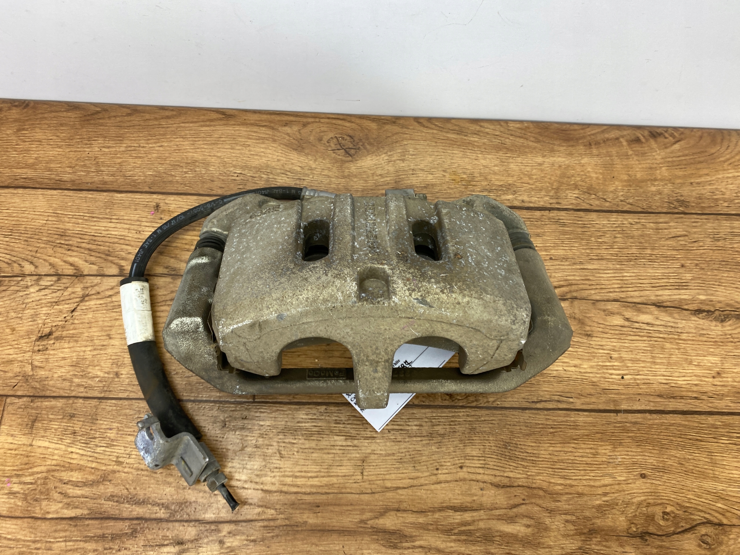 caliper brake left front Ford Mustang VI 2015+ USA