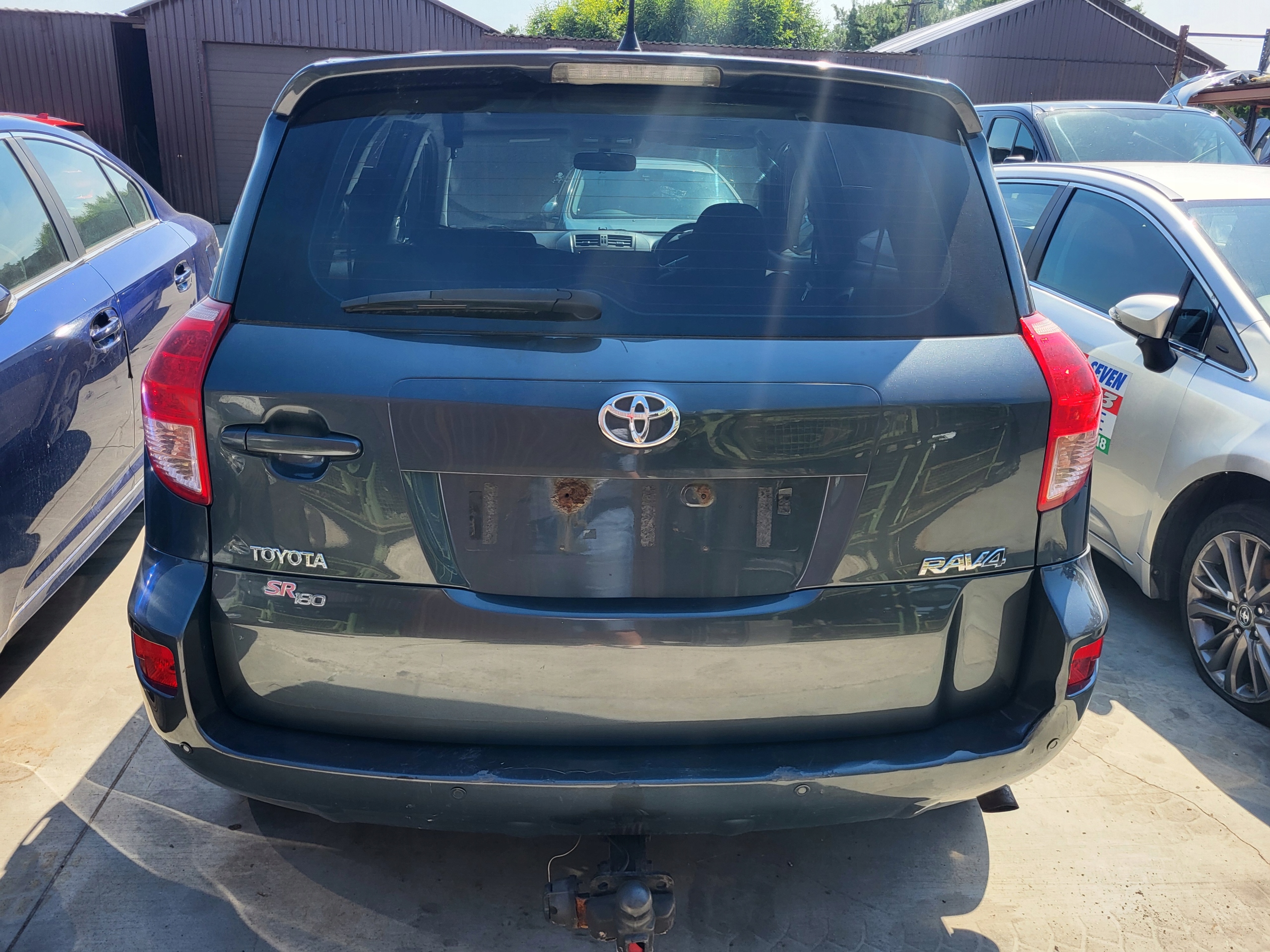 TOYOTA Rav4 1E0 2006-2009r БАМПЕР ЗАД.