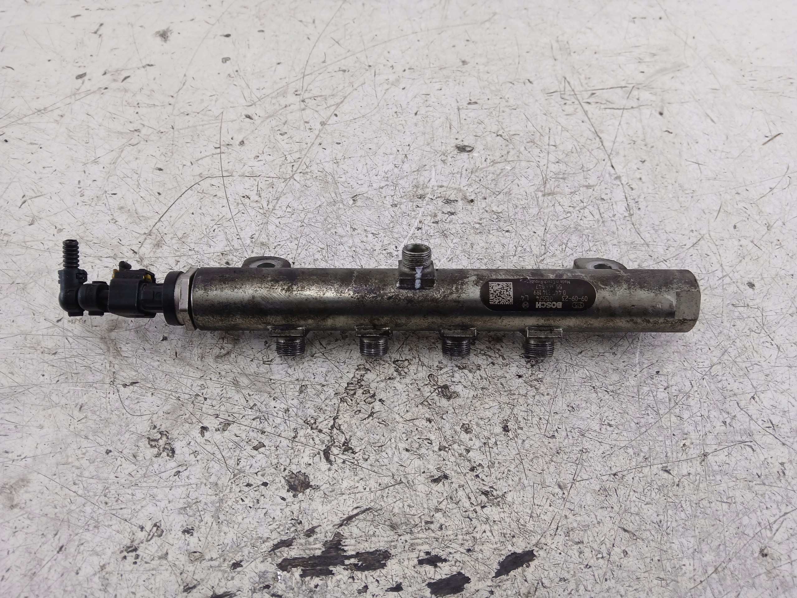 Rampe injection OPEL INSIGNIA A 2.0 CDTI A20DTH 55566047 08-13