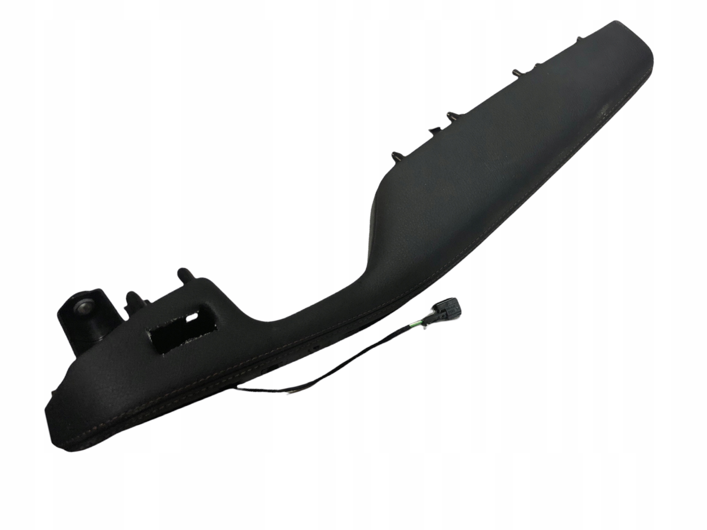 A1767201495 - ОБШИВКА ПЕРЕДНЕЙ ДВЕРИ MERCEDES CLA 1767201495