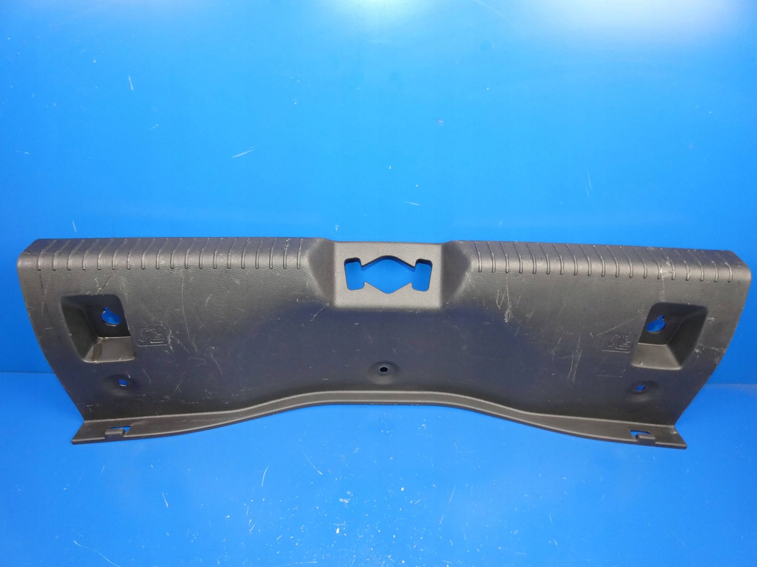 HYUNDAI I30 II HB cover of the threshold boot cap