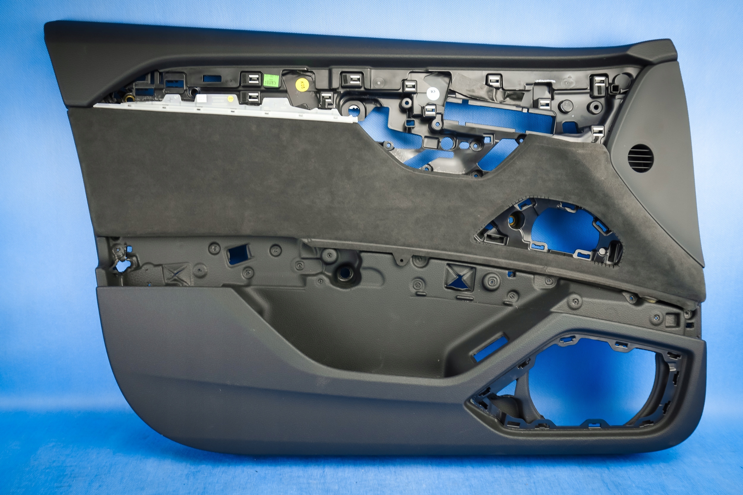 upholstery side door front Audi A8 4N 4N1868017