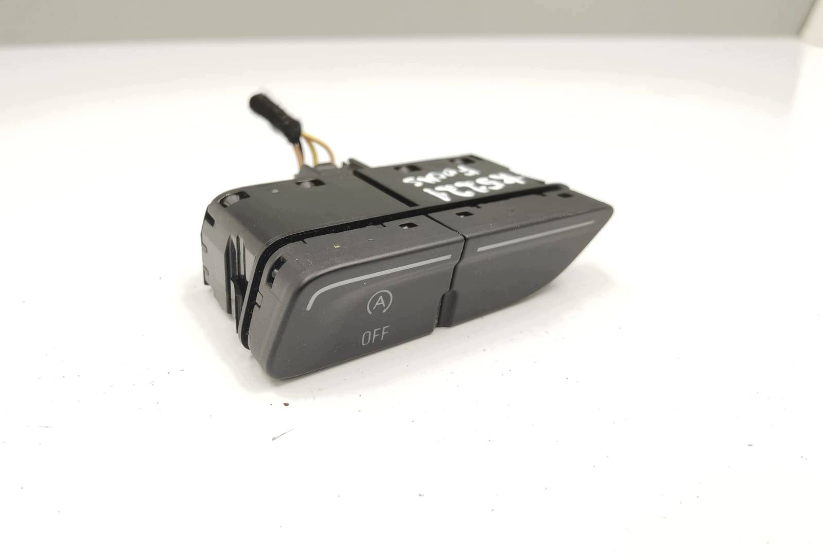 Bouton Ford Focus 3 2013 14B436FB
