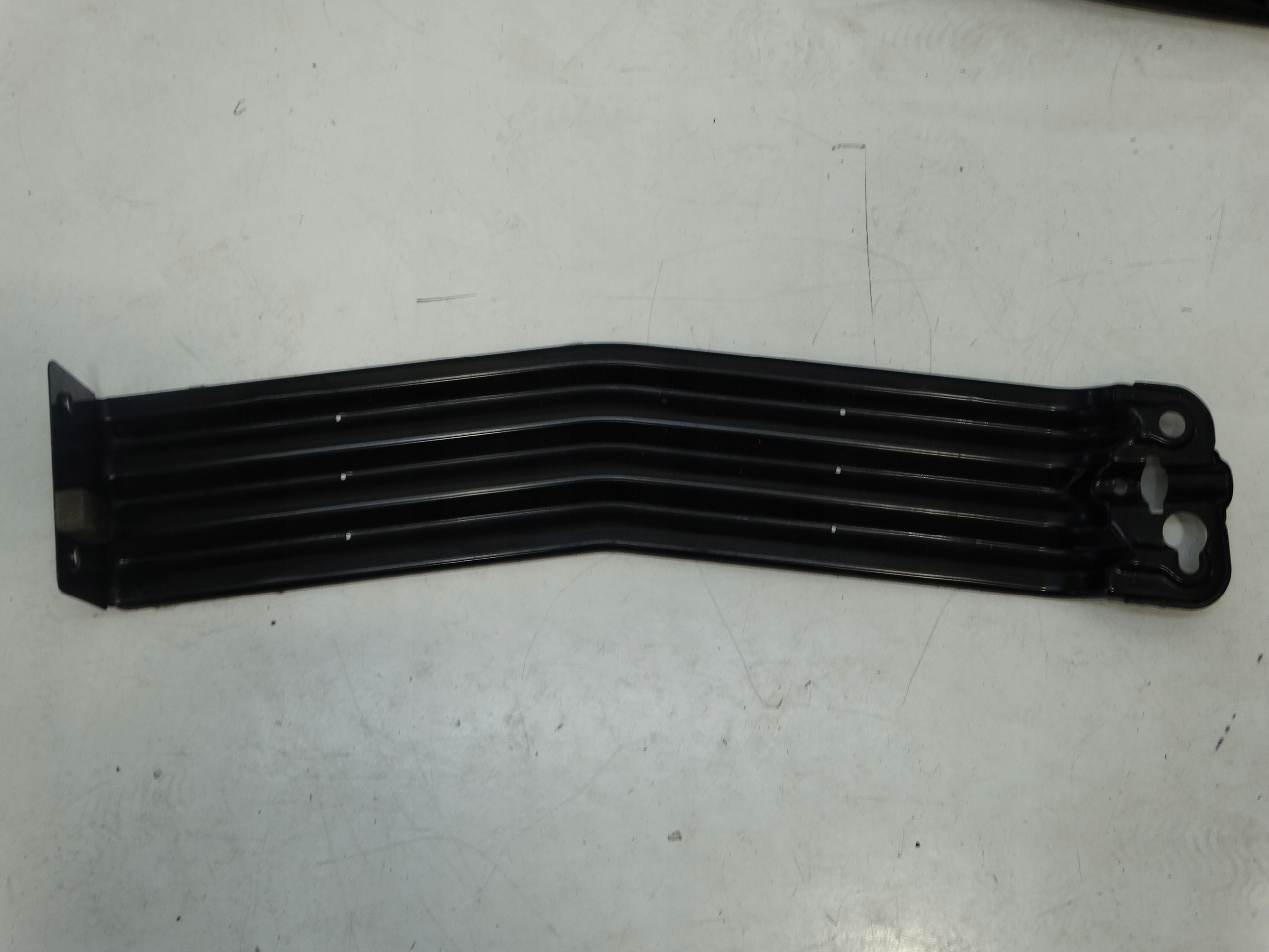 PLASKOWNIK Support plaque Roues de la roue de secours VOLKSWAGEN CADDY IV 2K0801903