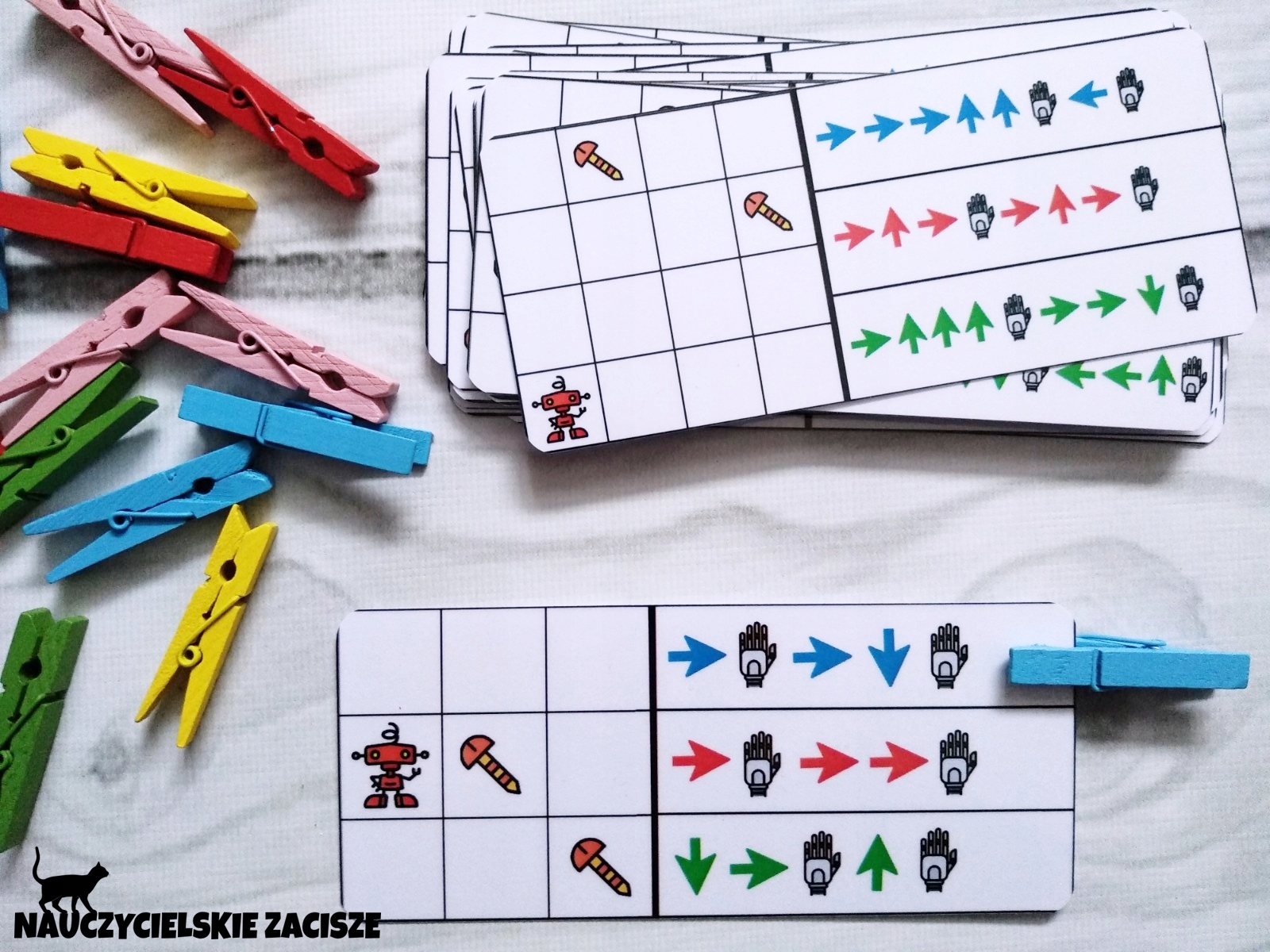 Klamerkowe pomoce KODOWANIE z robotami|20 kart Rodzaj pakiet