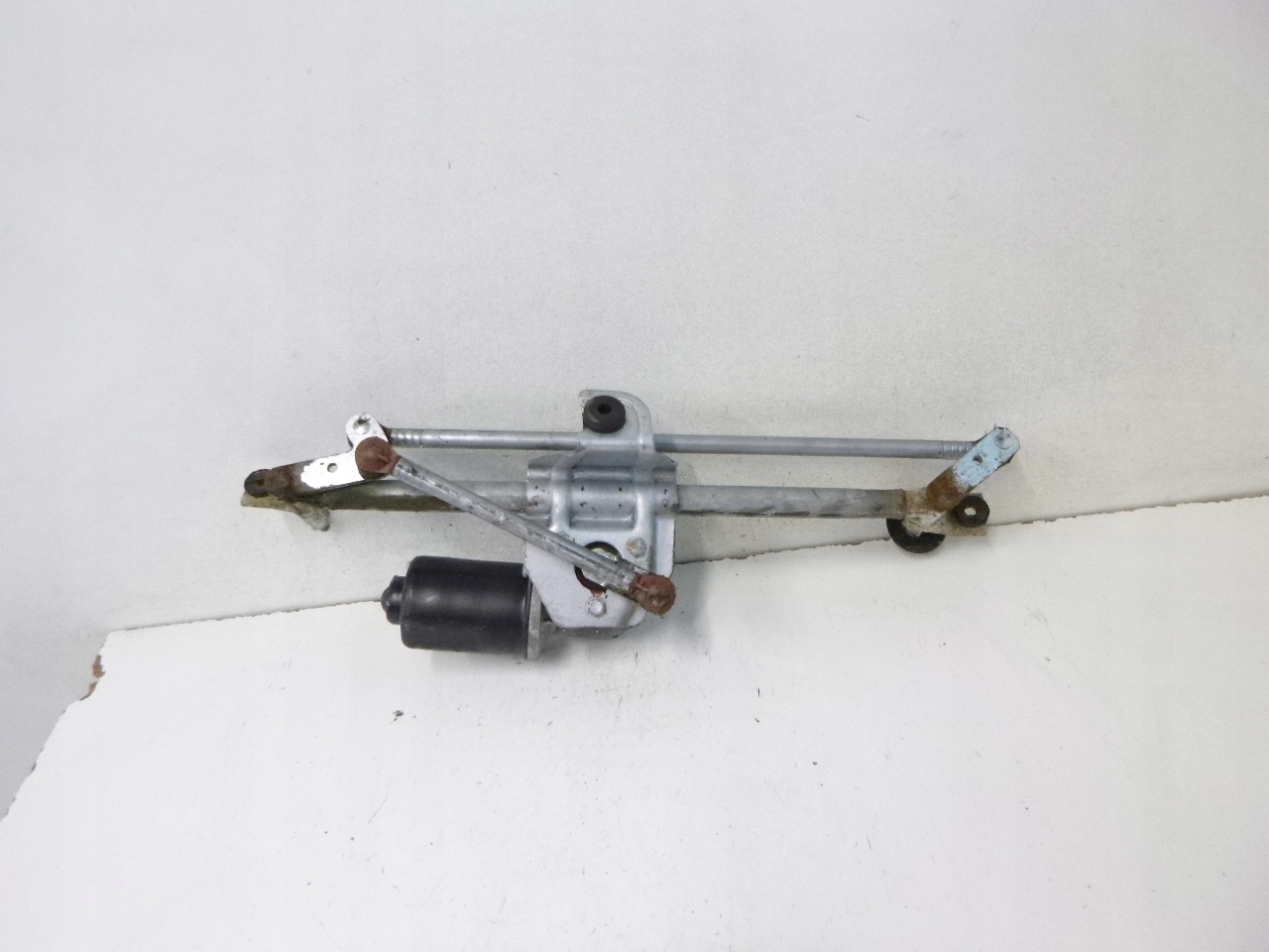 wiper mechanism front Opel Corsa C 02r.