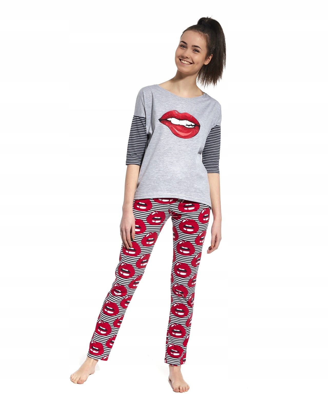 

Piżamka dzieczęca,roz158,Usta,rękaw3/4 Lips