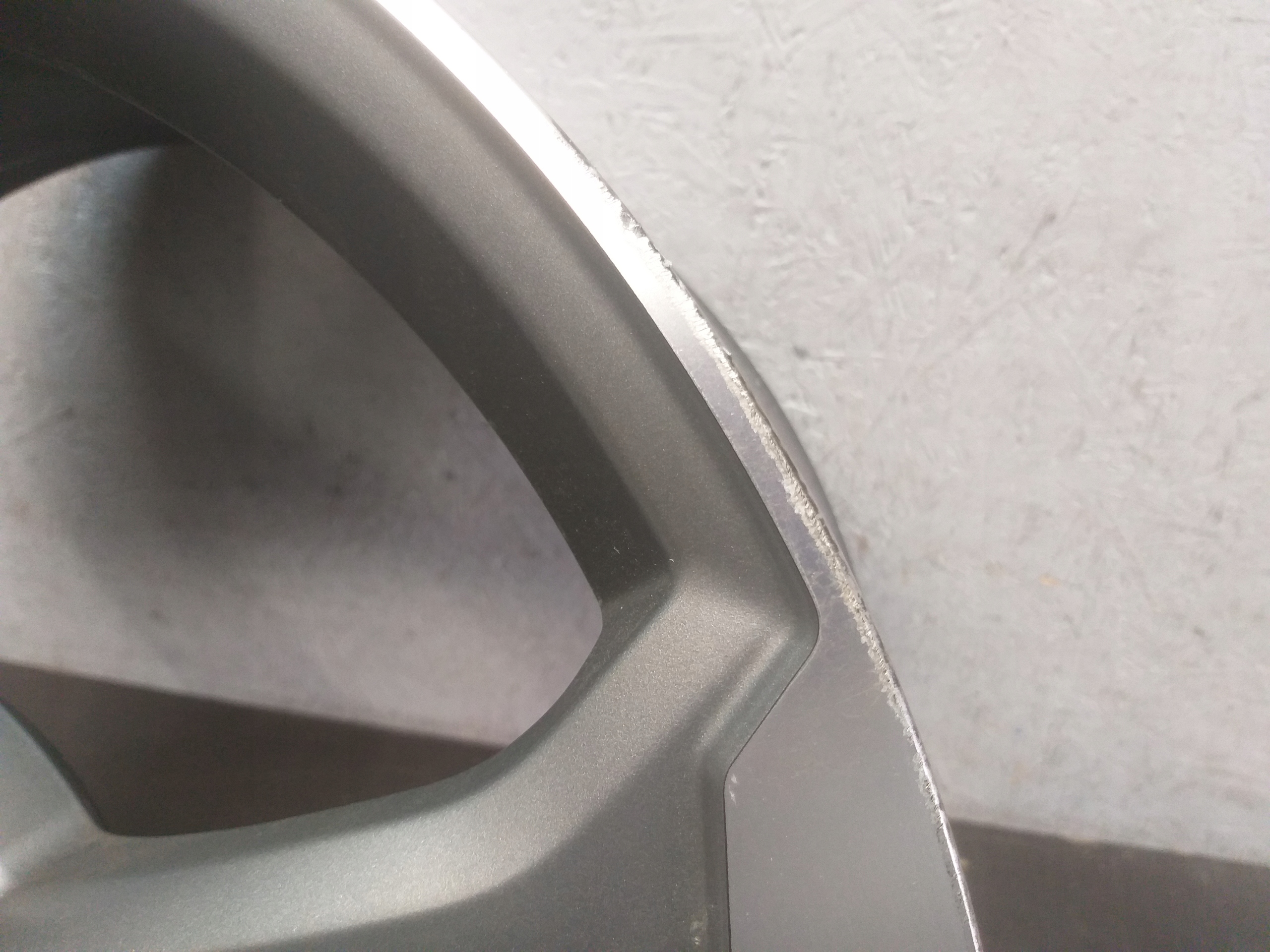 disk hliníkový AUDI A4 B9 8,5J 19" 5X112 ET40 8W0601025CG