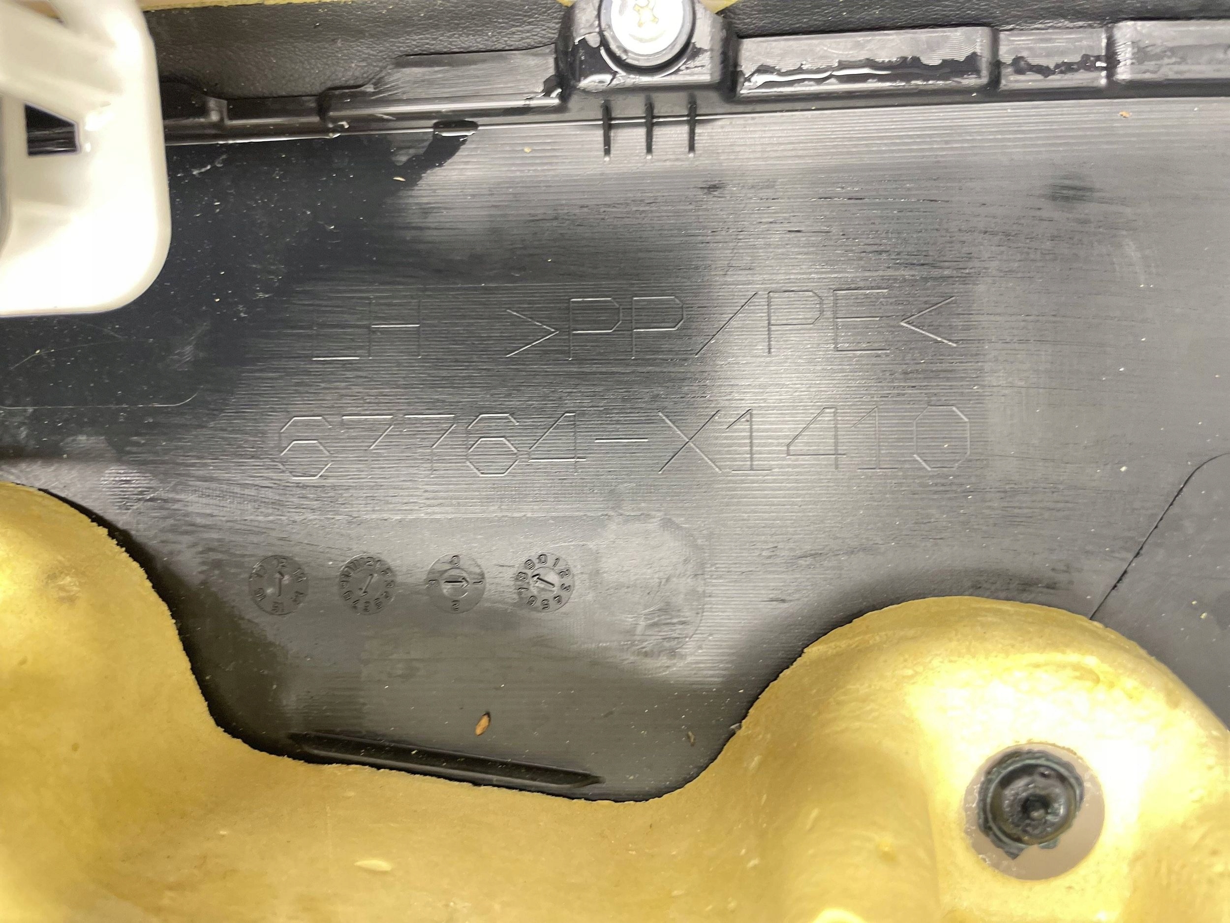 дверные карты передних lexus ES 300h (6th ) 67702-x1401