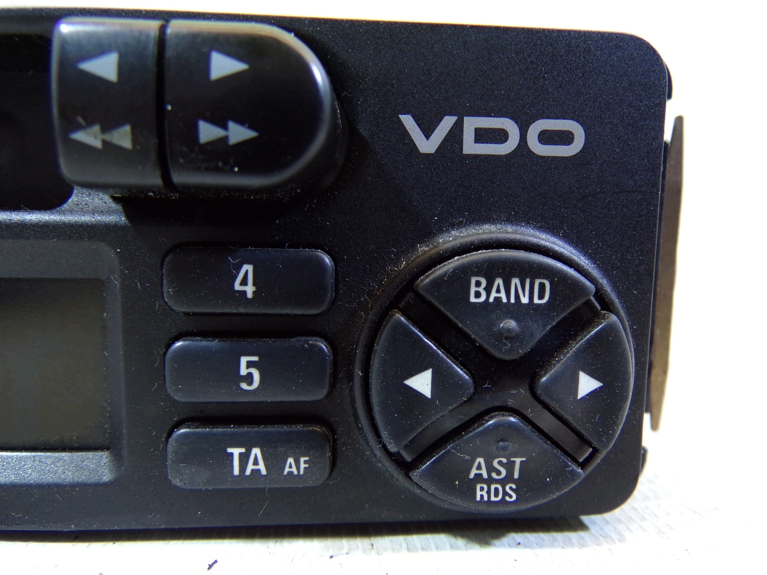 RADIO KASETA VDO CR213