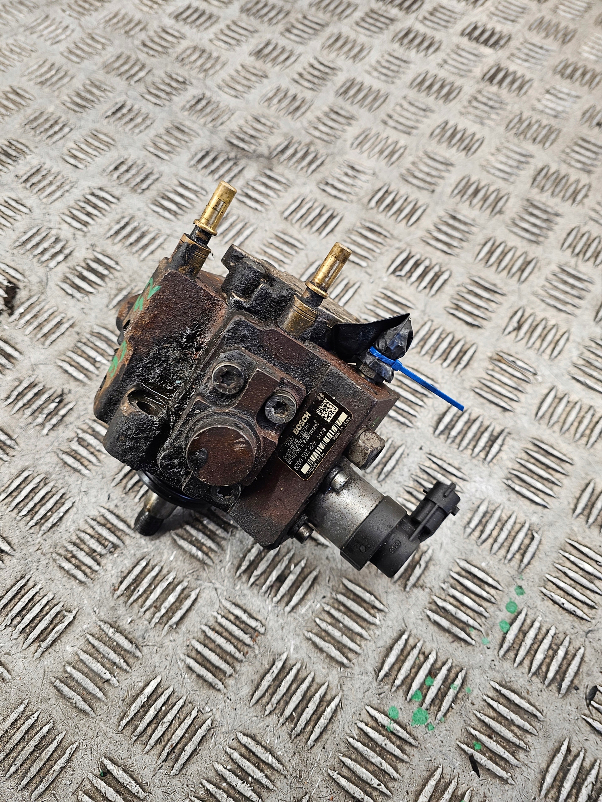 Einspritzpumpe MASTER II NISSAN INTERSTAR PRIMASTAR 2.5 DCI G9U 8200503229