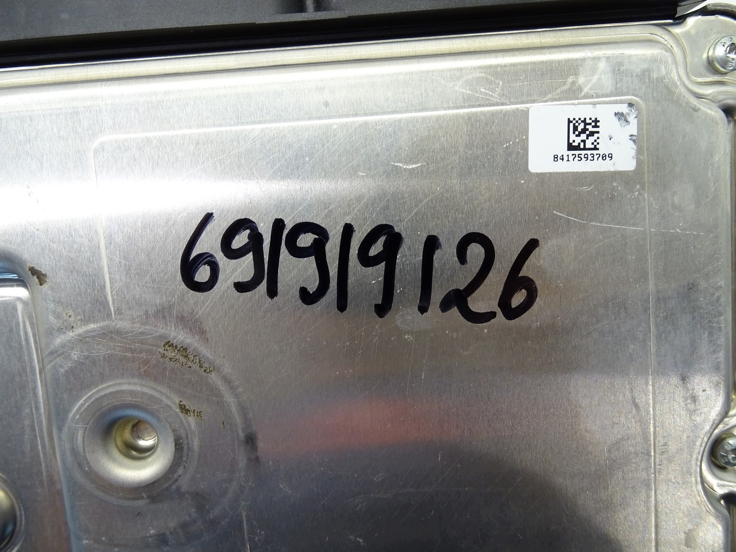 computer control unit of the engine AUDI A4 B8 A5 8T 3.0 TDI 8K5907401A